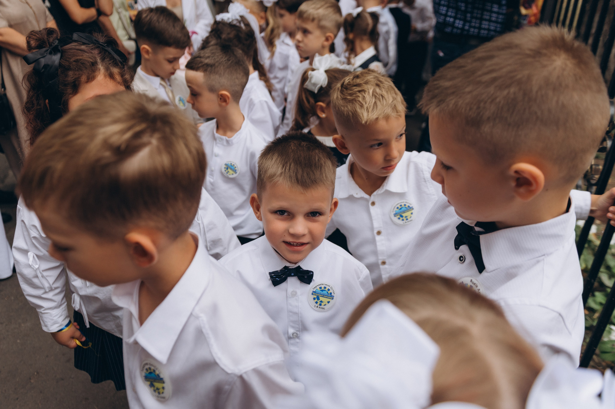 Перший дзвоник у Тернополі, фотосесія першокласників