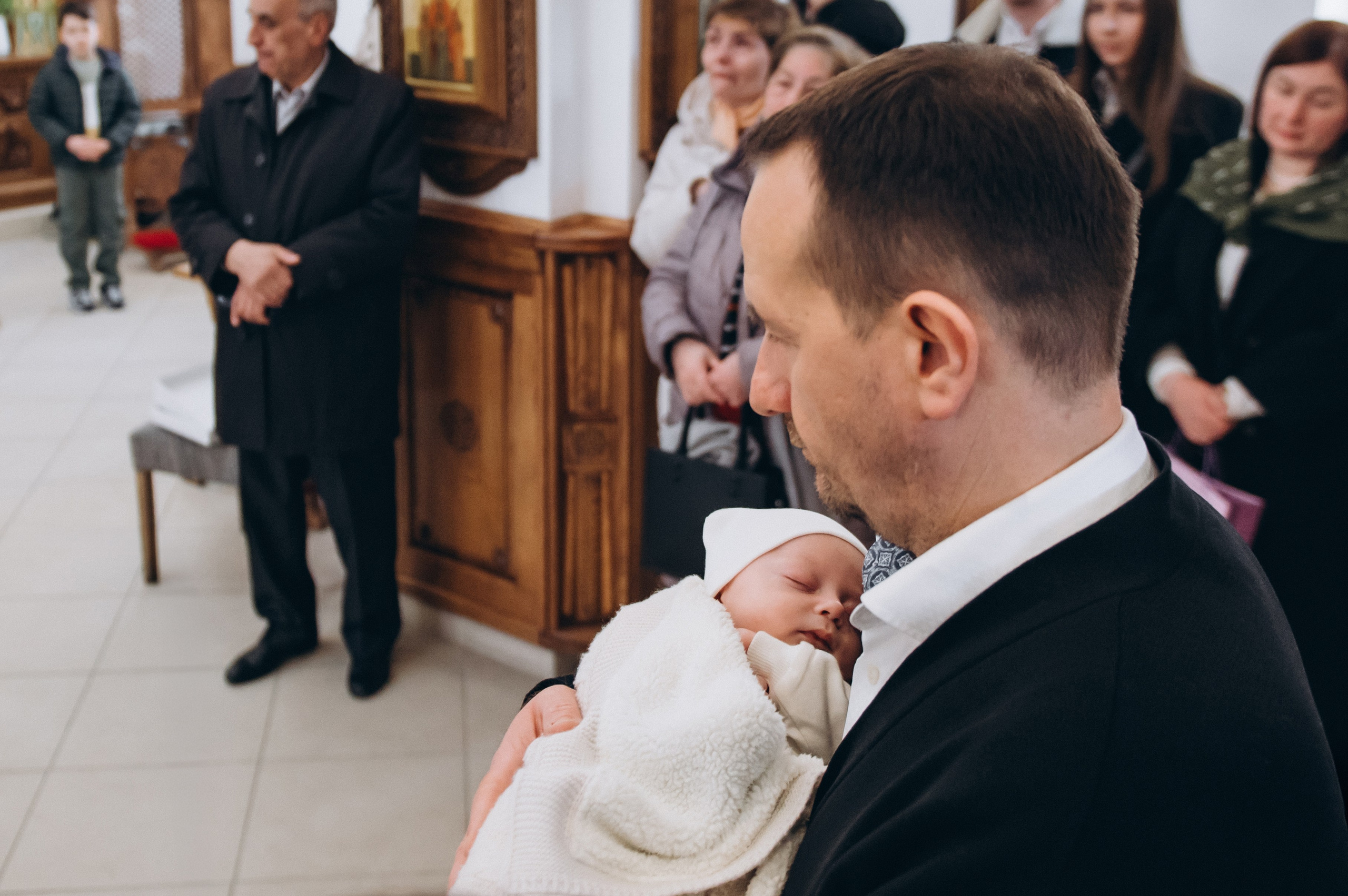 Фотосесія Хрещення Тернопіль, зйомка Хрестин Тернопіль, Храм Різдва Пресвятої Богородиці УГКЦ Тернопіль. Сімейний, дитячий та індивідуальний фотограф в м. Тернопіль, м. Львів