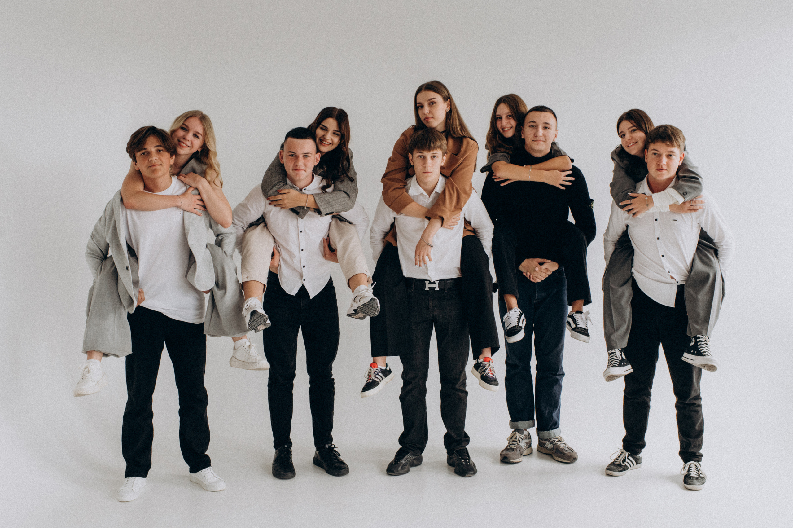 Фотосесія на віньєтки, фотосесія випускників, шкільна фотосесія. Сімейний, дитячий та індивідуальний фотограф в м. Тернопіль, м. Львів