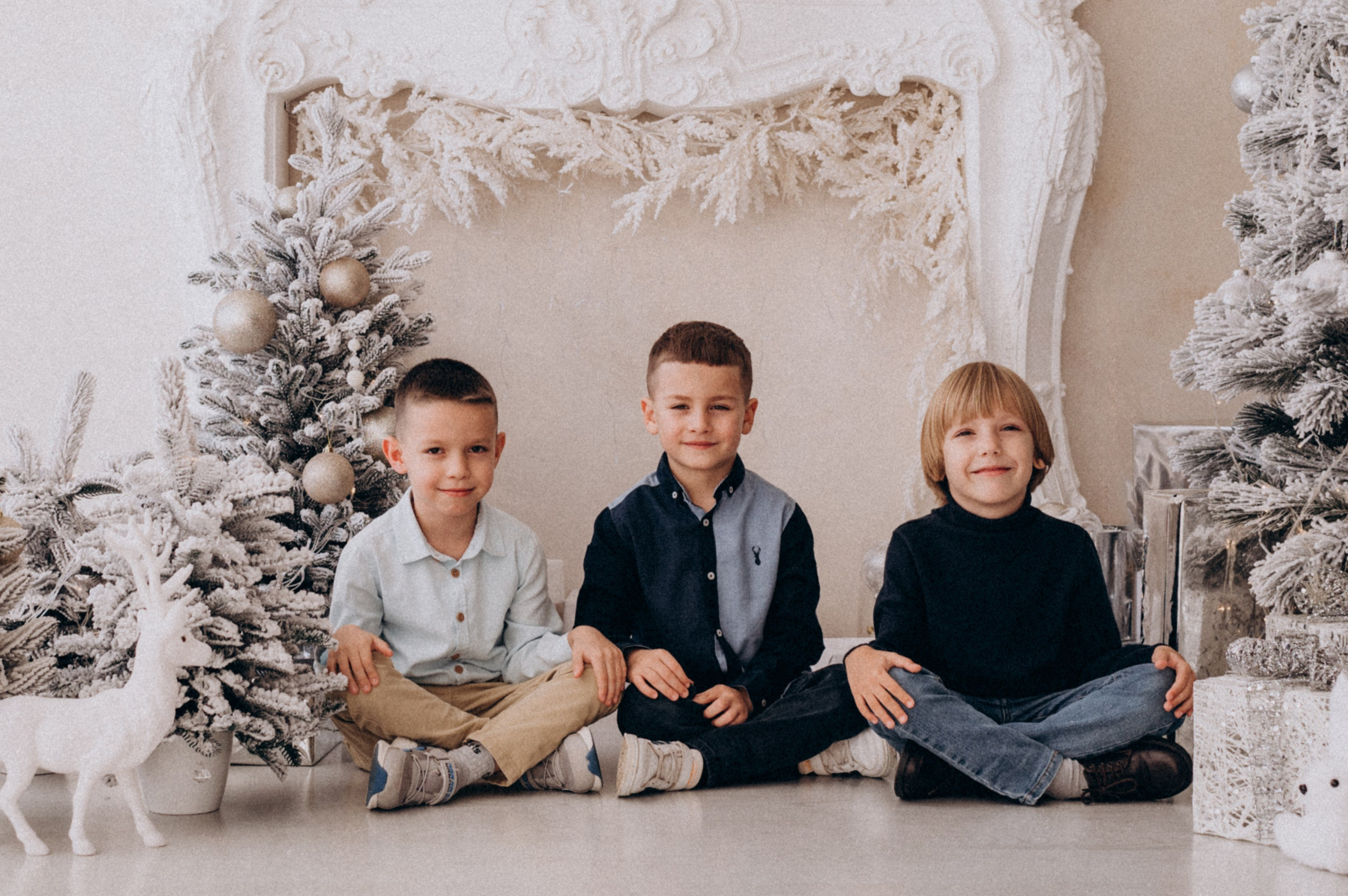 Фотосесія групи дитячого садочку, фотосесія на віньєтки, зйомка дітей в студії. Сімейний, дитячий та індивідуальний фотограф в м. Тернопіль, м. Львів