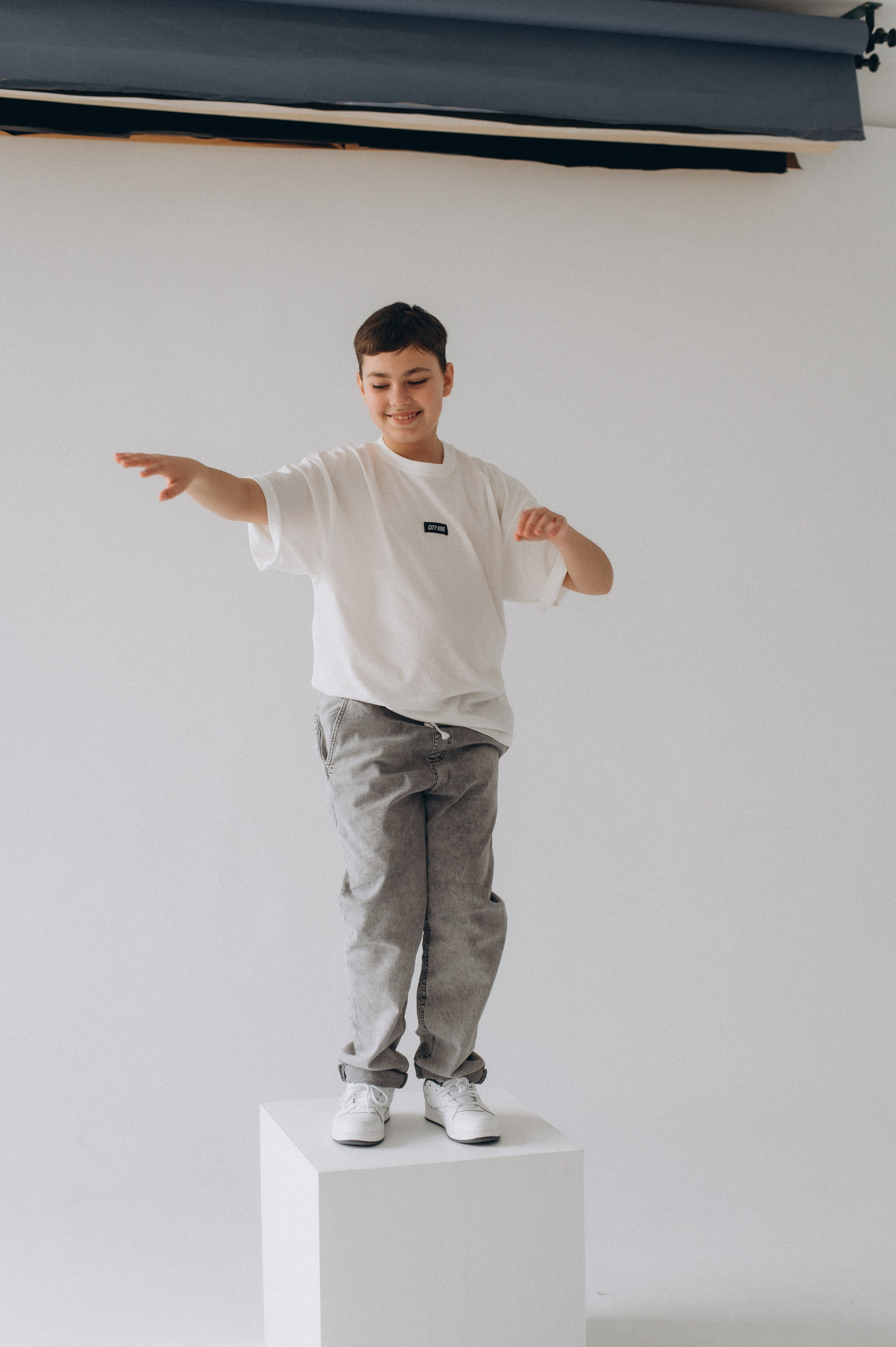 Шкільна фотосесія на віньєтки Тернопіль, шкільні альбоми, фотосесія випускників Тернопіль, випускний альбом, фотограф випускний Тернопіль. Сімейний, дитячий та індивідуальний фотограф в м. Тернопіль, м. Львів