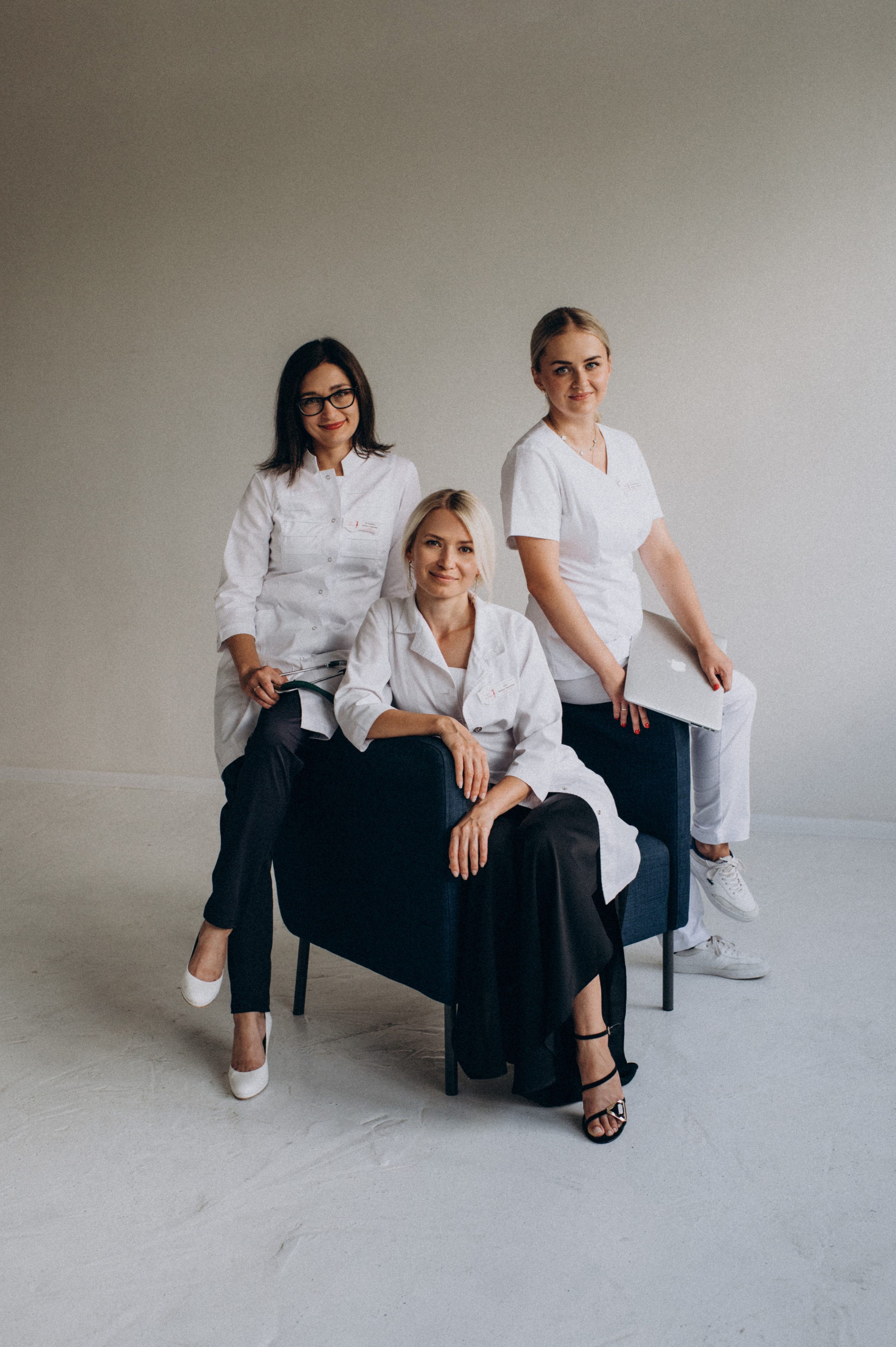 Контент зйомка, фотосесія персоналу клініки. Сімейний, дитячий та індивідуальний фотограф в м. Тернопіль, м. Львів