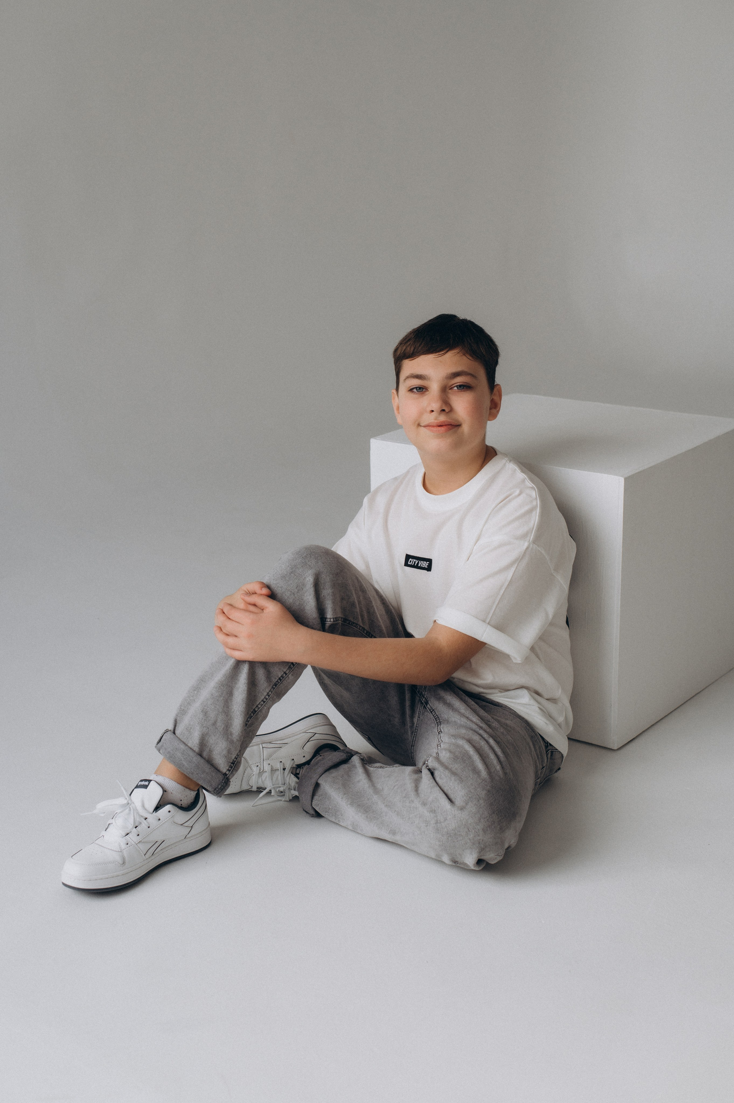 Шкільна фотосесія на віньєтки Тернопіль, шкільні альбоми, фотосесія випускників Тернопіль, випускний альбом, фотограф випускний Тернопіль. Сімейний, дитячий та індивідуальний фотограф в м. Тернопіль, м. Львів