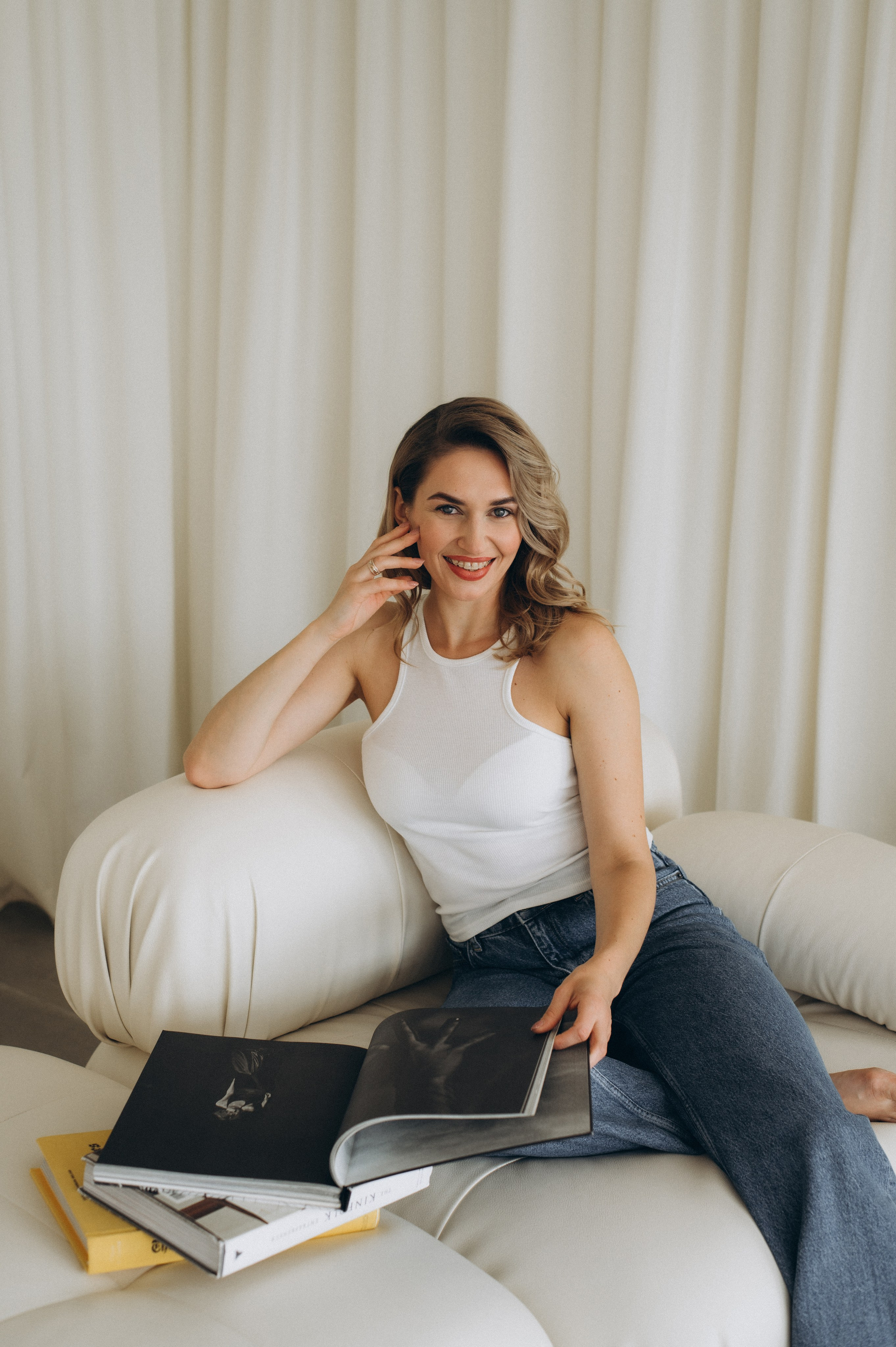 Портретна фотосесія, індивідуальна фотосесія Тернопіль, портретний фотограф Тернопіль, студійна фотосесія Тернопіль, фотосесія у студії. Сімейний, дитячий та індивідуальний фотограф в м. Тернопіль, м. Львів