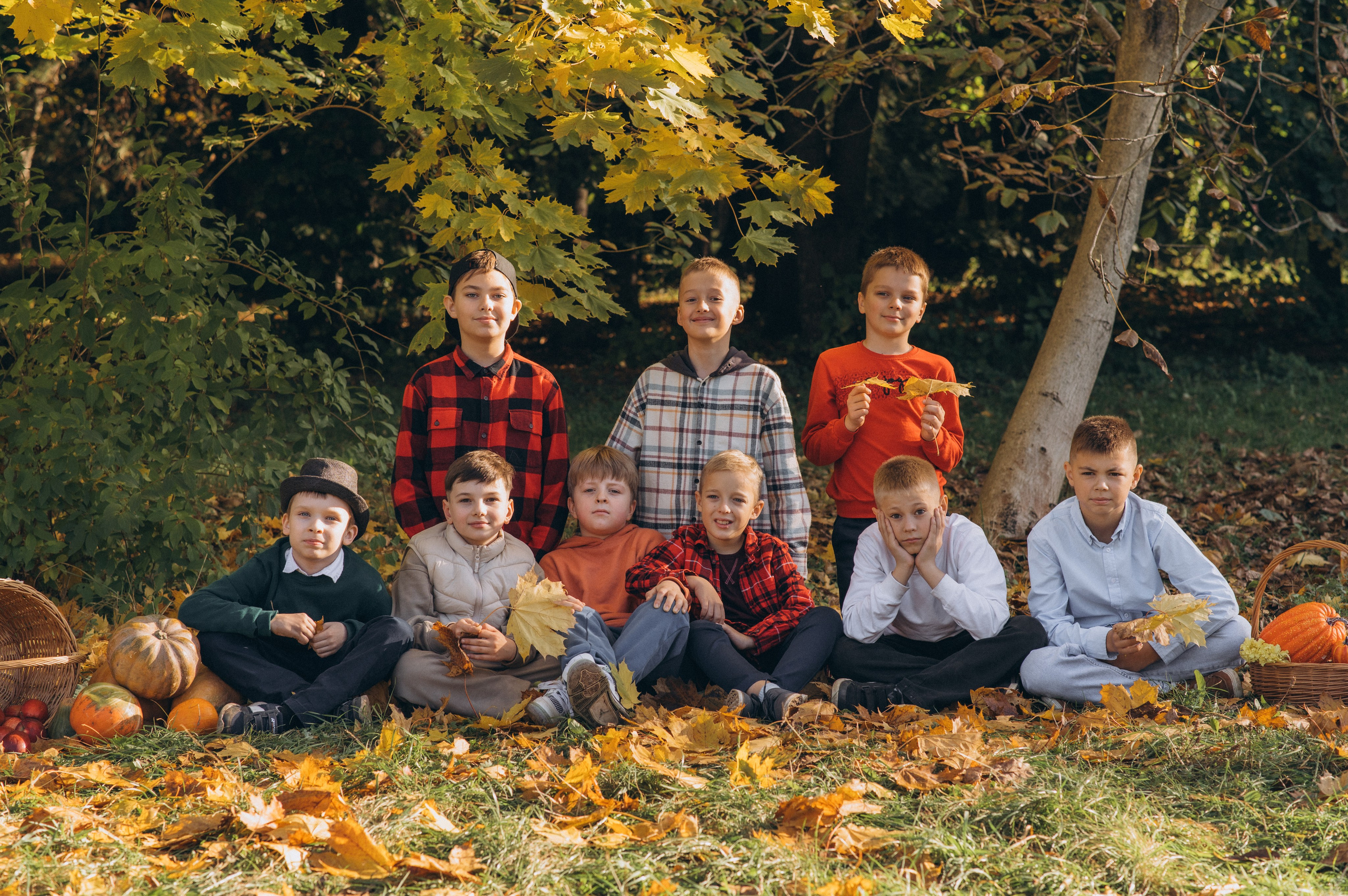 Фотосесія випускників Тернопіль, зйомка на віньєтки Тернопіль, вінєтки, випускні фотоальбоми Тернопіль. Сімейний, дитячий та індивідуальний фотограф в м. Тернопіль, м. Львів