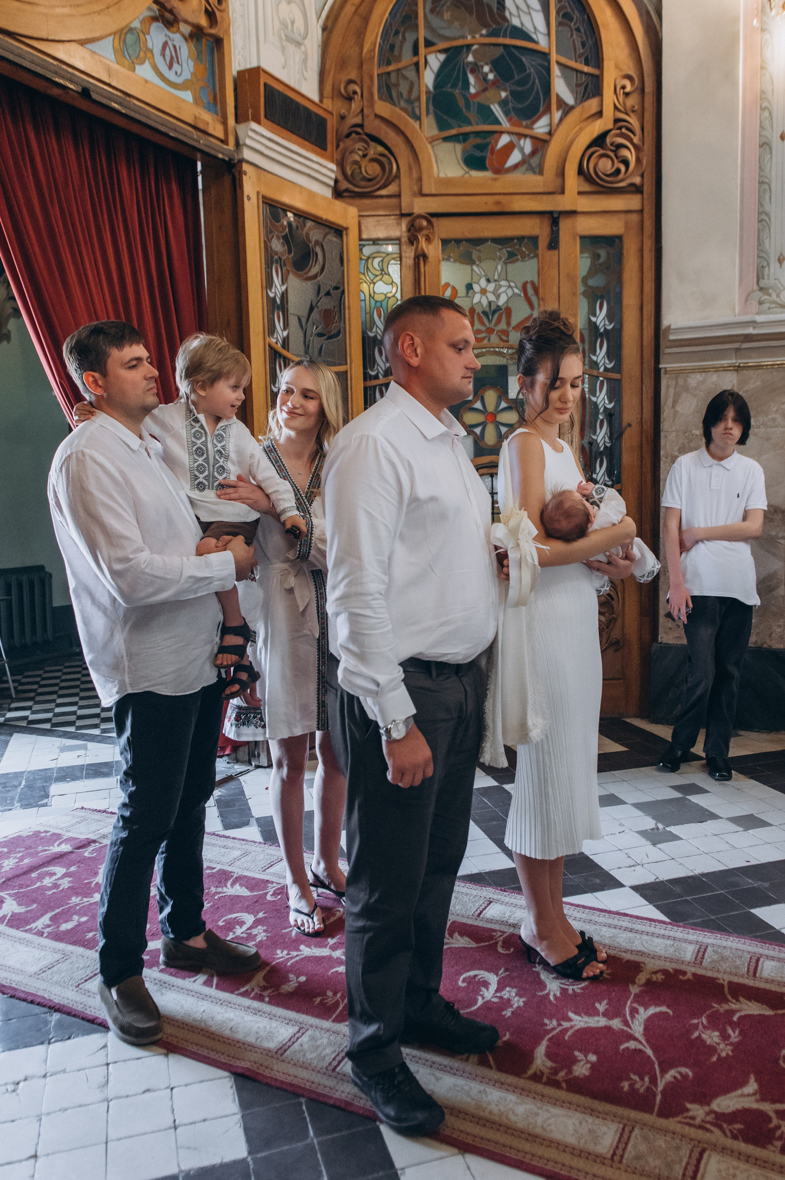 Фотосесія Хрещення Тернопіль, фотосесія хрестин Тернопіль, Катедра Тернопіль, фотосесія хрещення катедра. Сімейний, дитячий та індивідуальний фотограф в м. Тернопіль, м. Львів