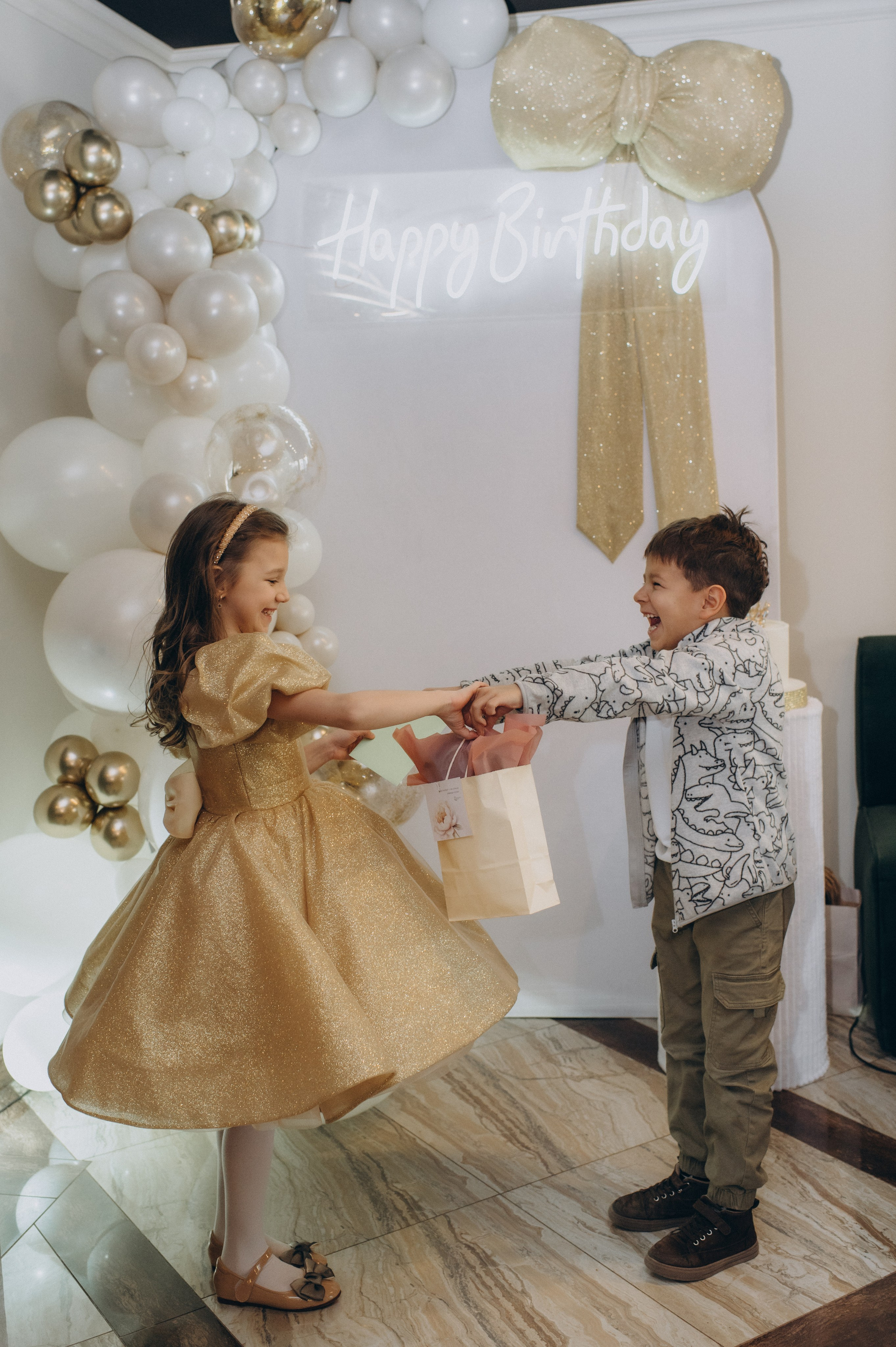 Фотосесія дня народження дитини, зйомка дитячого дня народження, фотосесія дитячого дня народження Тернопіль. Сімейний, дитячий та індивідуальний фотограф в м. Тернопіль, м. Львів