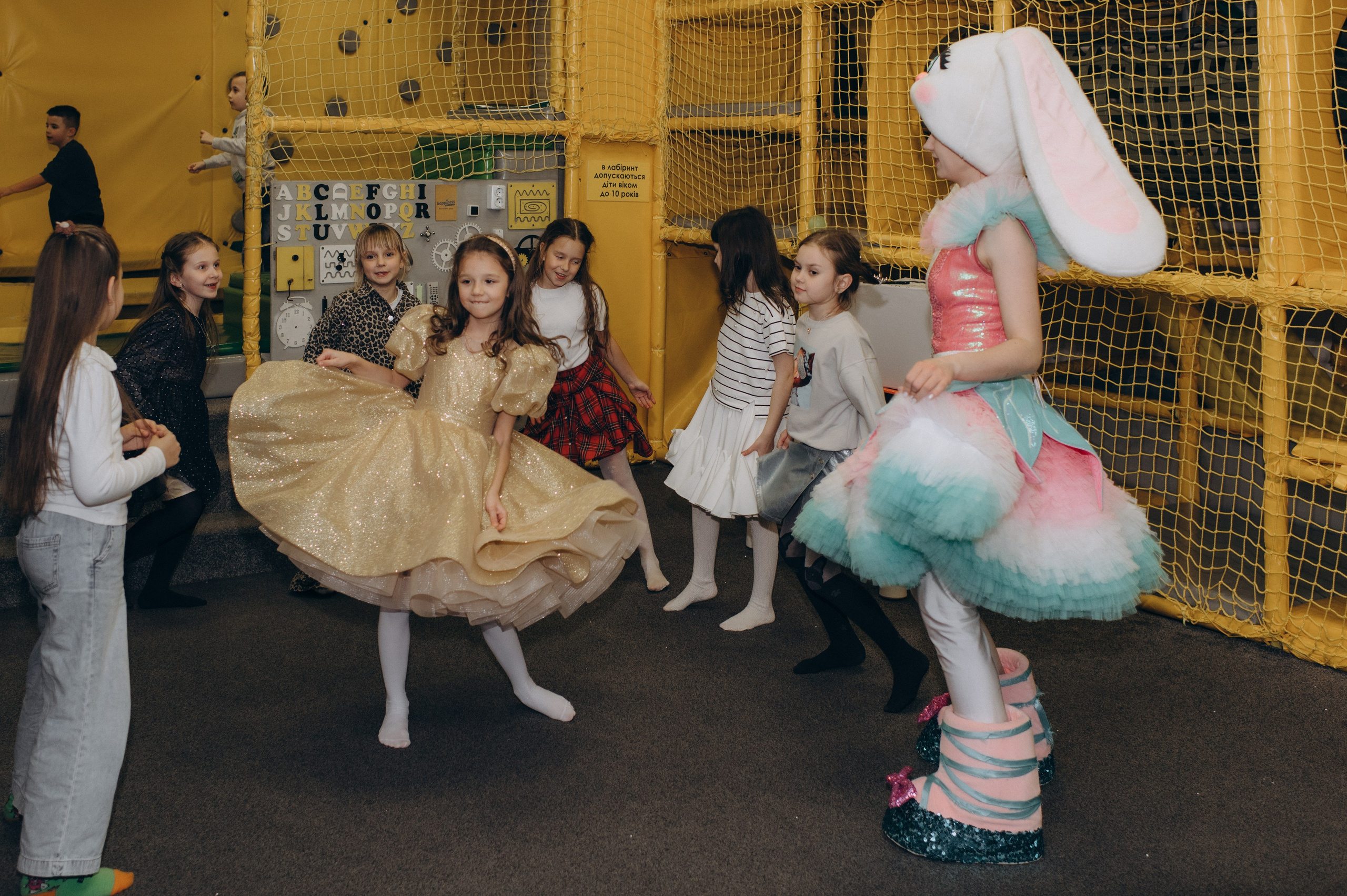 Фотосесія дня народження дитини, зйомка дитячого дня народження, фотосесія дитячого дня народження Тернопіль. Сімейний, дитячий та індивідуальний фотограф в м. Тернопіль, м. Львів