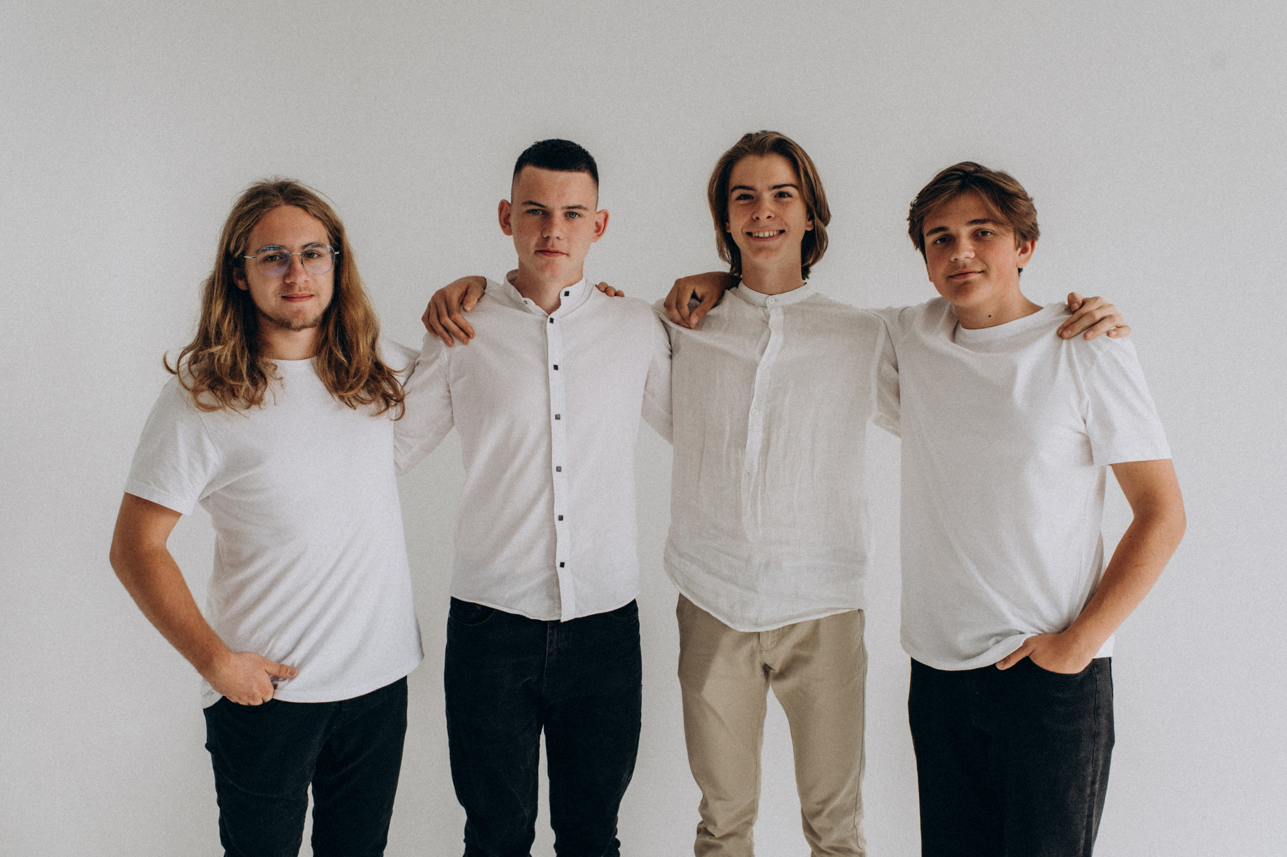 Фотосесія на віньєтки, фотосесія випускників, шкільна фотосесія. Сімейний, дитячий та індивідуальний фотограф в м. Тернопіль, м. Львів