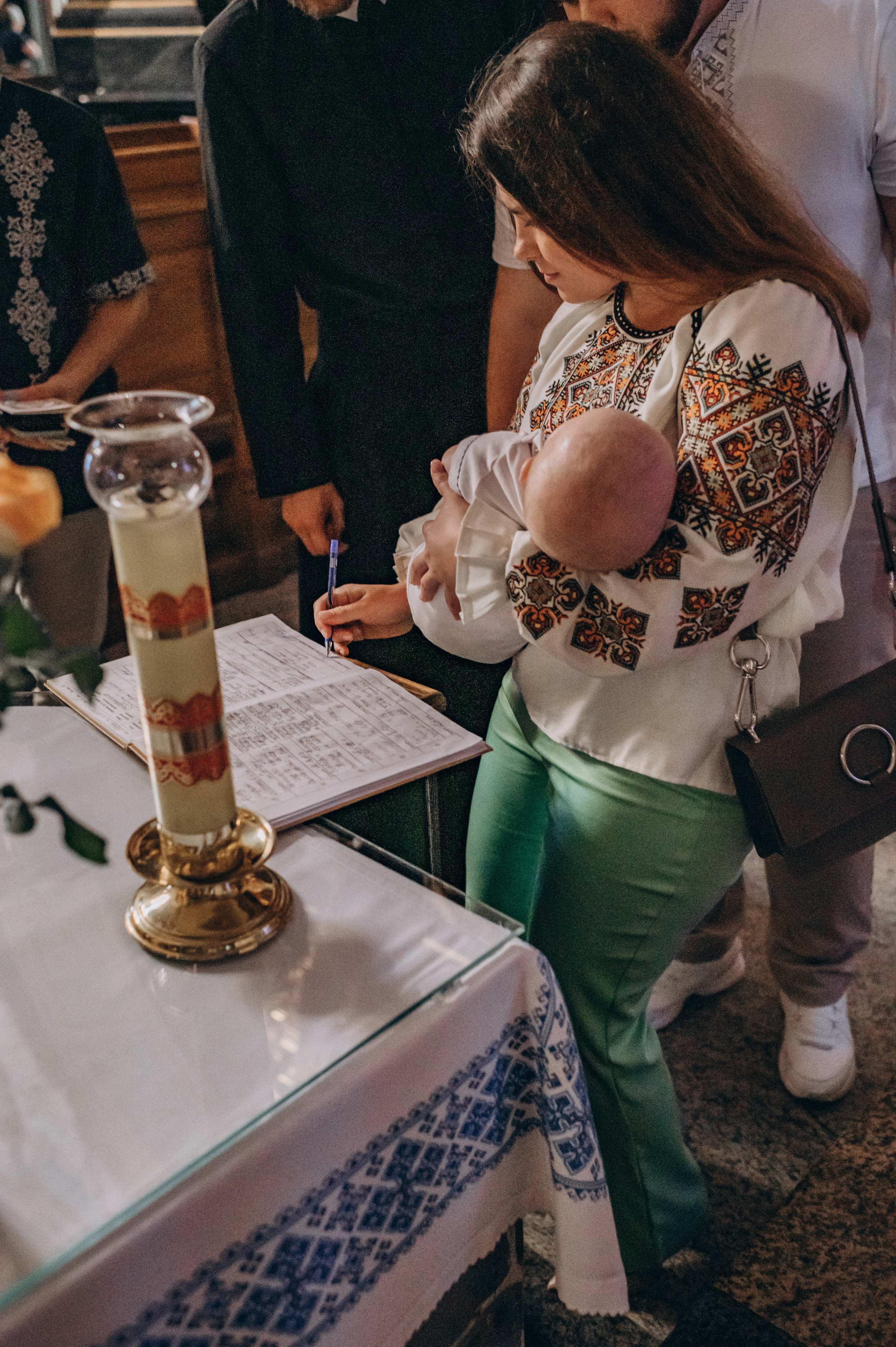 Хрещення Марка, Бернардинський монастир, Львів. Сімейний, дитячий та індивідуальний фотограф в м. Тернопіль, м. Львів