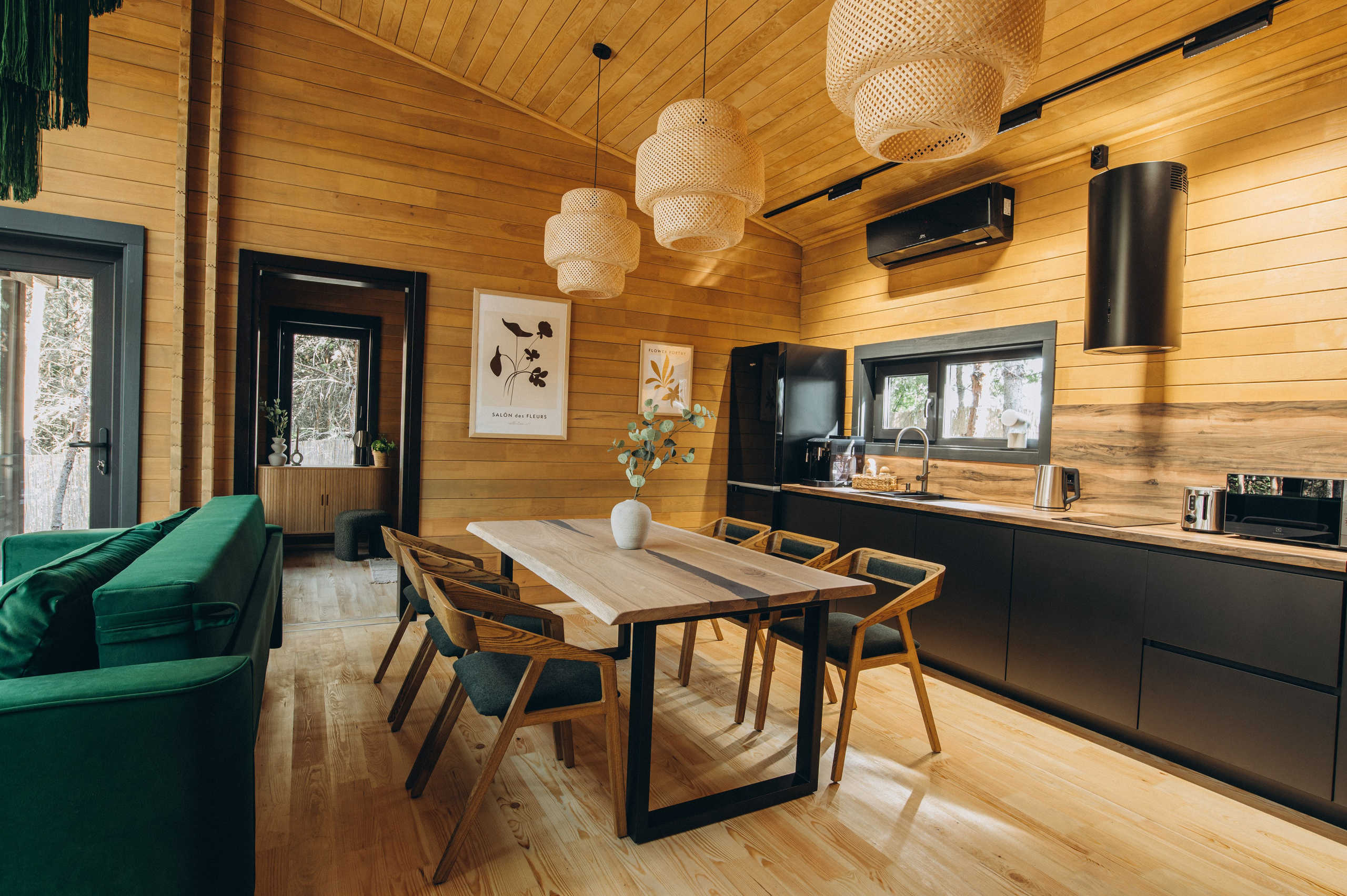 Інтер’єрна фотосесія будиночок в лісі, інтерєрна зйомка Тернопіль, інтерєрна фотосесія Львів. Сімейний, дитячий та індивідуальний фотограф в м. Тернопіль, м. Львів