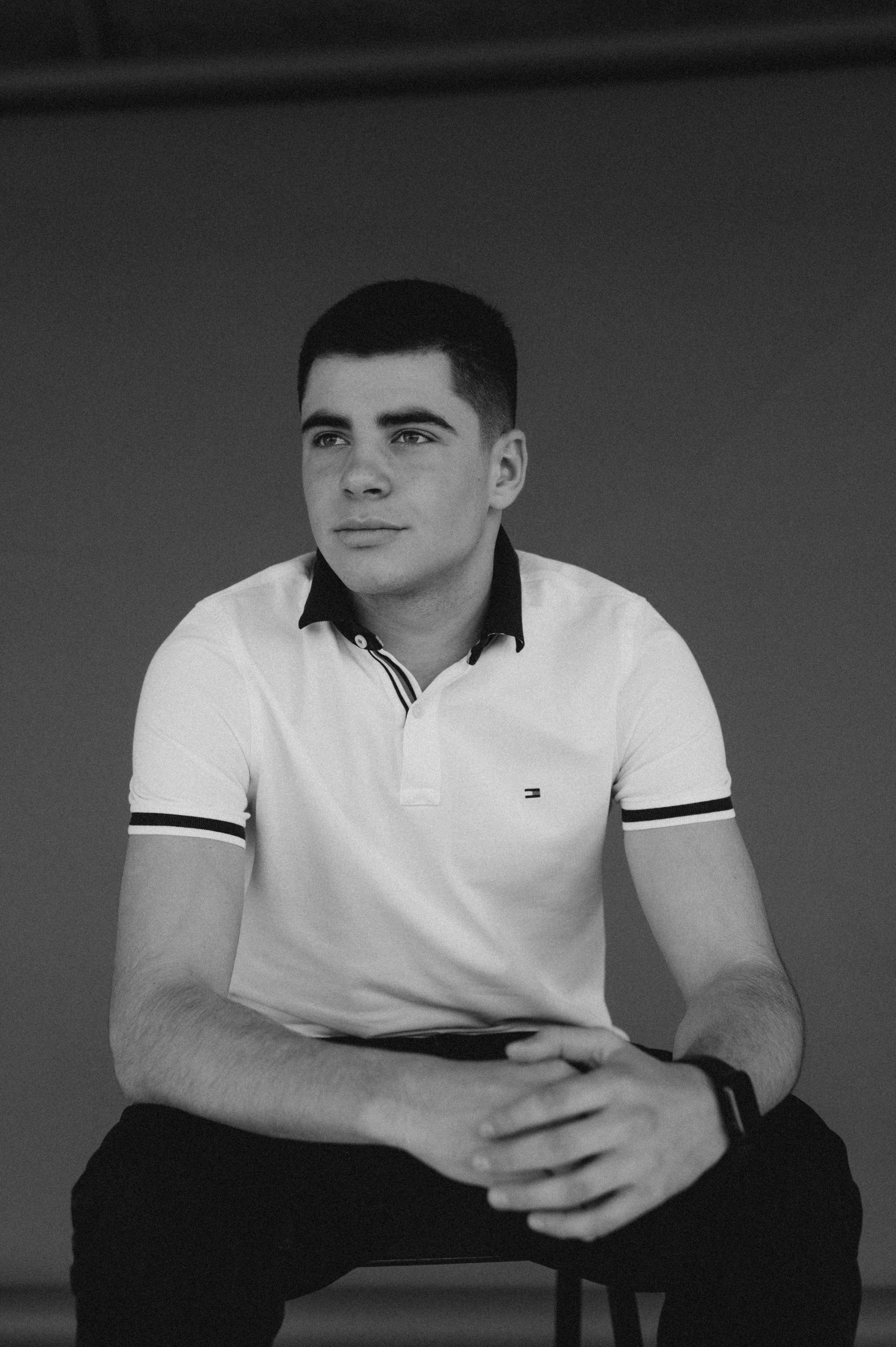 Фотосесія випускників, фотосесія на віньєтки Тернопіль, випускники Тернопіль, випуск 2025. Сімейний, дитячий та індивідуальний фотограф в м. Тернопіль, м. Львів