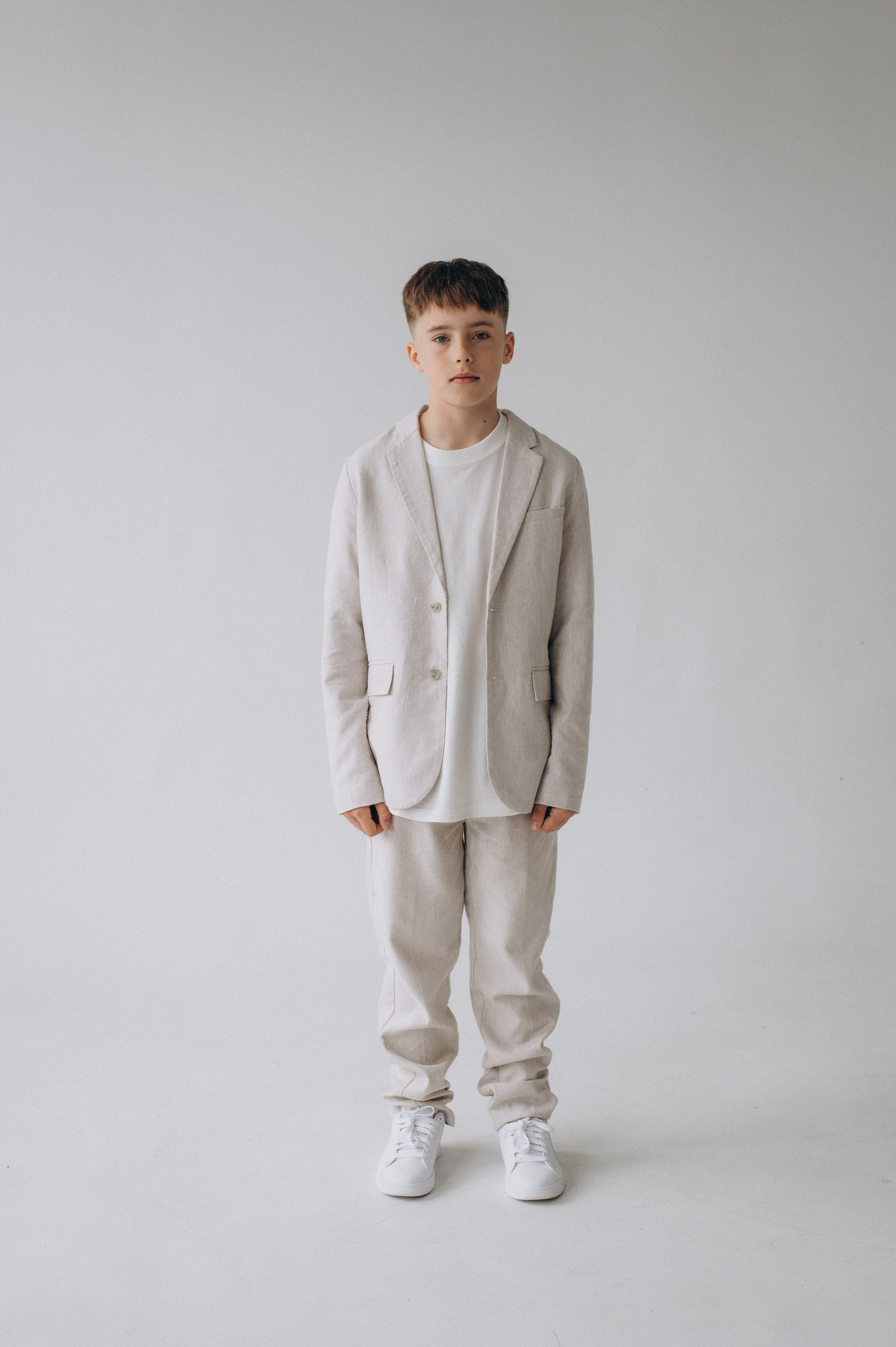 Шкільна фотосесія на віньєтки Тернопіль, фотосесія випускників Тернопіль, зйомка на віньєтки, шкільні фотоальбоми Тернопіль. Сімейний, дитячий та індивідуальний фотограф в м. Тернопіль, м. Львів