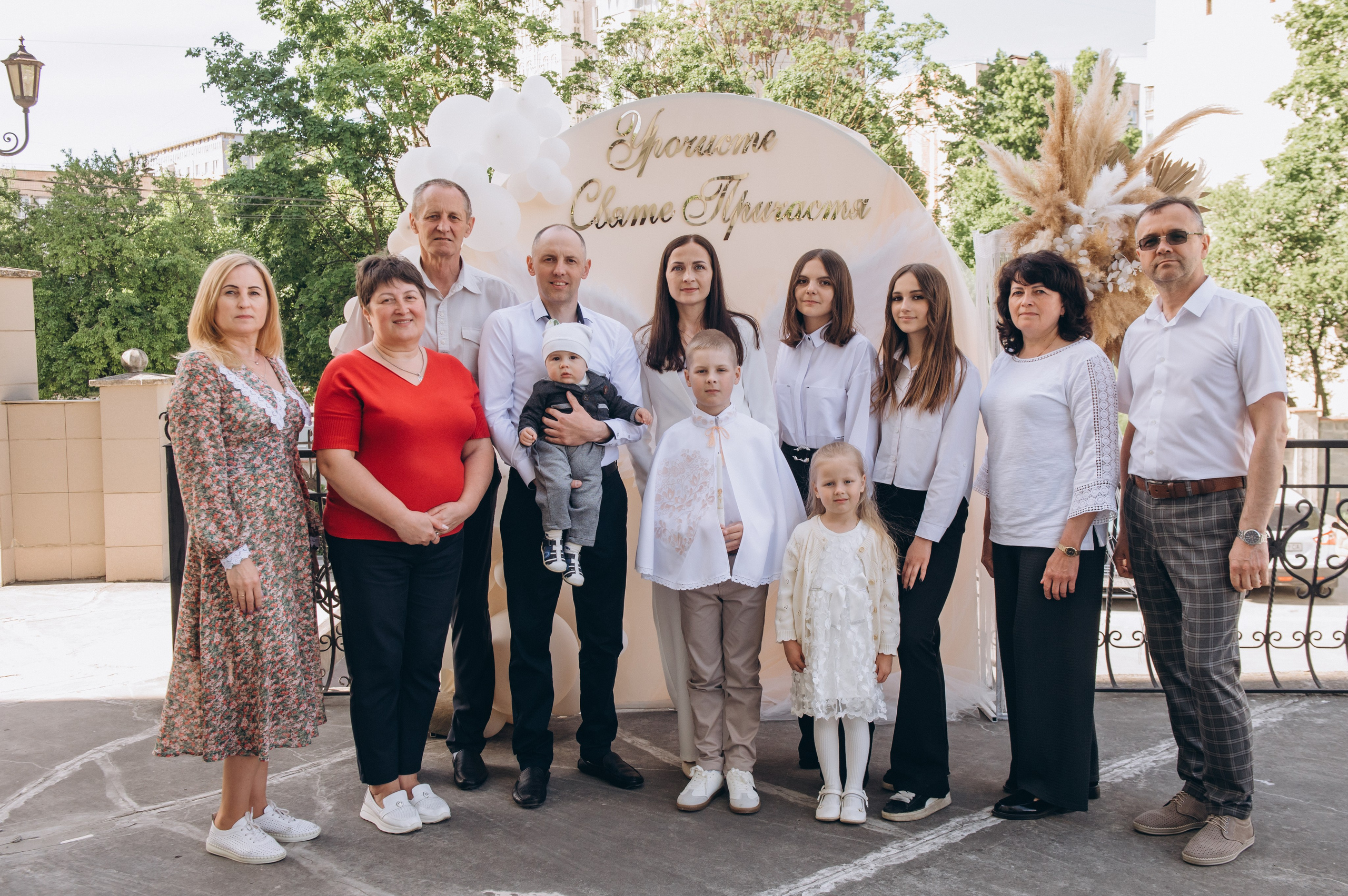 Фотосесія Причастя Тернопіль церква Св Михаїла, фотограф на Причастя Тернопіль, фотосесія Літургії Причастя Тернопіль. Сімейний, дитячий та індивідуальний фотограф в м. Тернопіль, м. Львів