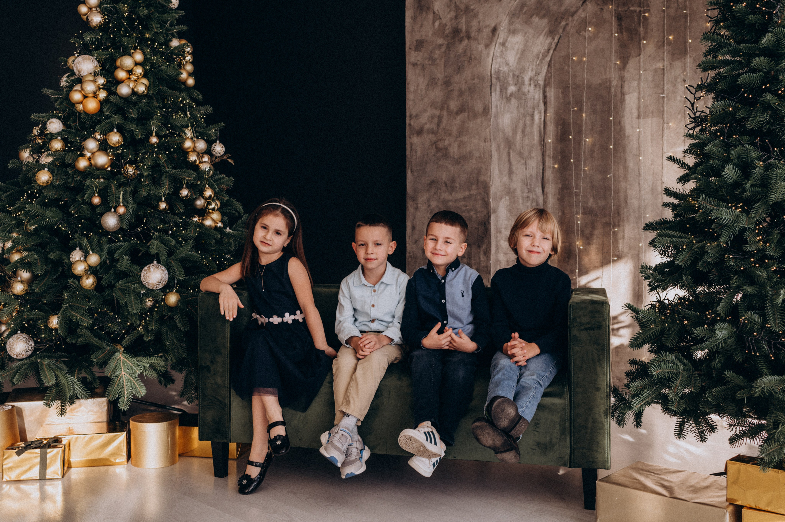 Фотосесія групи дитячого садочку, фотосесія на віньєтки, зйомка дітей в студії. Сімейний, дитячий та індивідуальний фотограф в м. Тернопіль, м. Львів