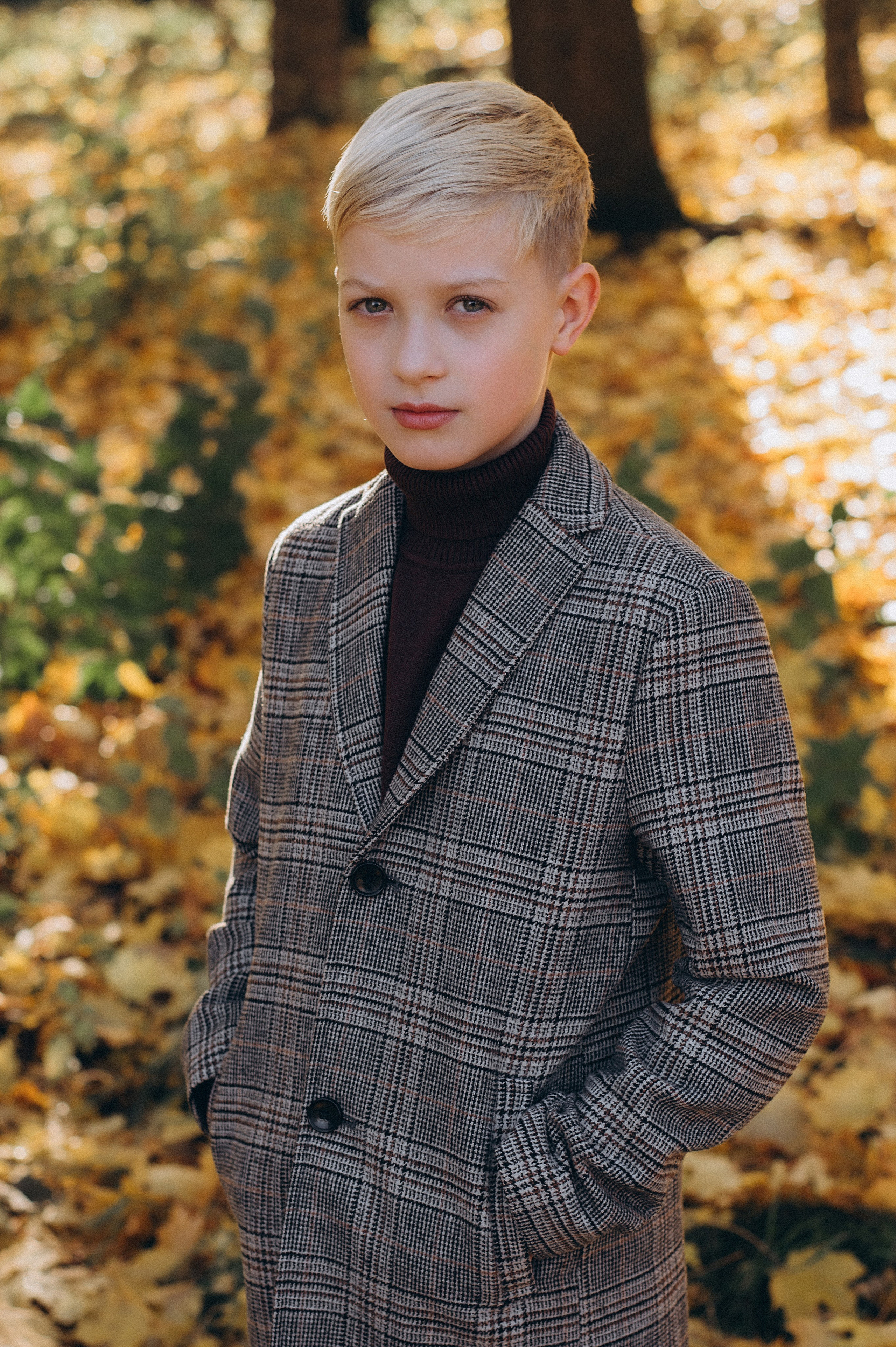 Осіння фотосесія 4 класу на віньєтки, випускні фотоальбоми Тернопіль, фотосесія випускників Тернопіль, шкільний випускний альбом Тернопіль. Сімейний, дитячий та індивідуальний фотограф в м. Тернопіль, м. Львів