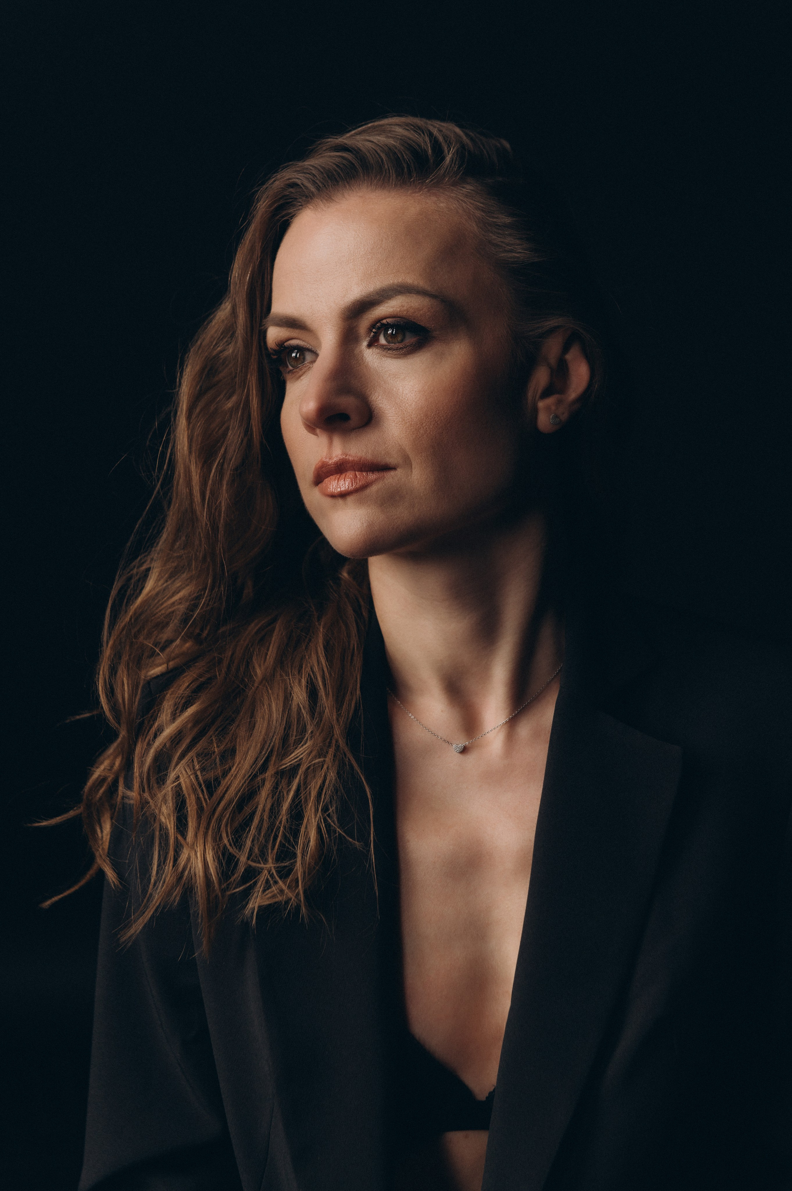 Портретна фотосесія дівчат, контент для лікаря, контент фотосесія Тернопіль, індивідуальна фотосесія Львів, портретний фотограф Тернопіль. Сімейний, дитячий та індивідуальний фотограф в м. Тернопіль, м. Львів