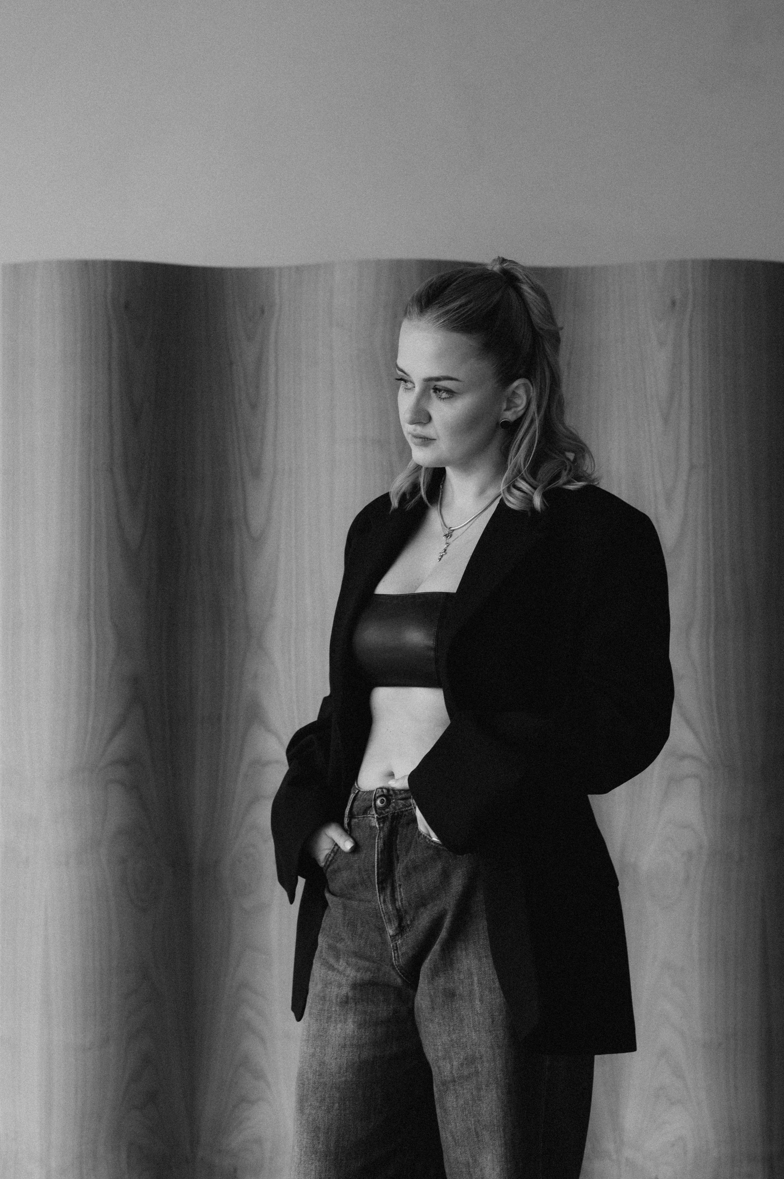 Індивідуальна фотосесія Тернопіль, портретний фотограф Тернопіль, портретна фотосесія, фотосесія у студії, фотосесія лікаря ендокринолога. Сімейний, дитячий та індивідуальний фотограф в м. Тернопіль, м. Львів