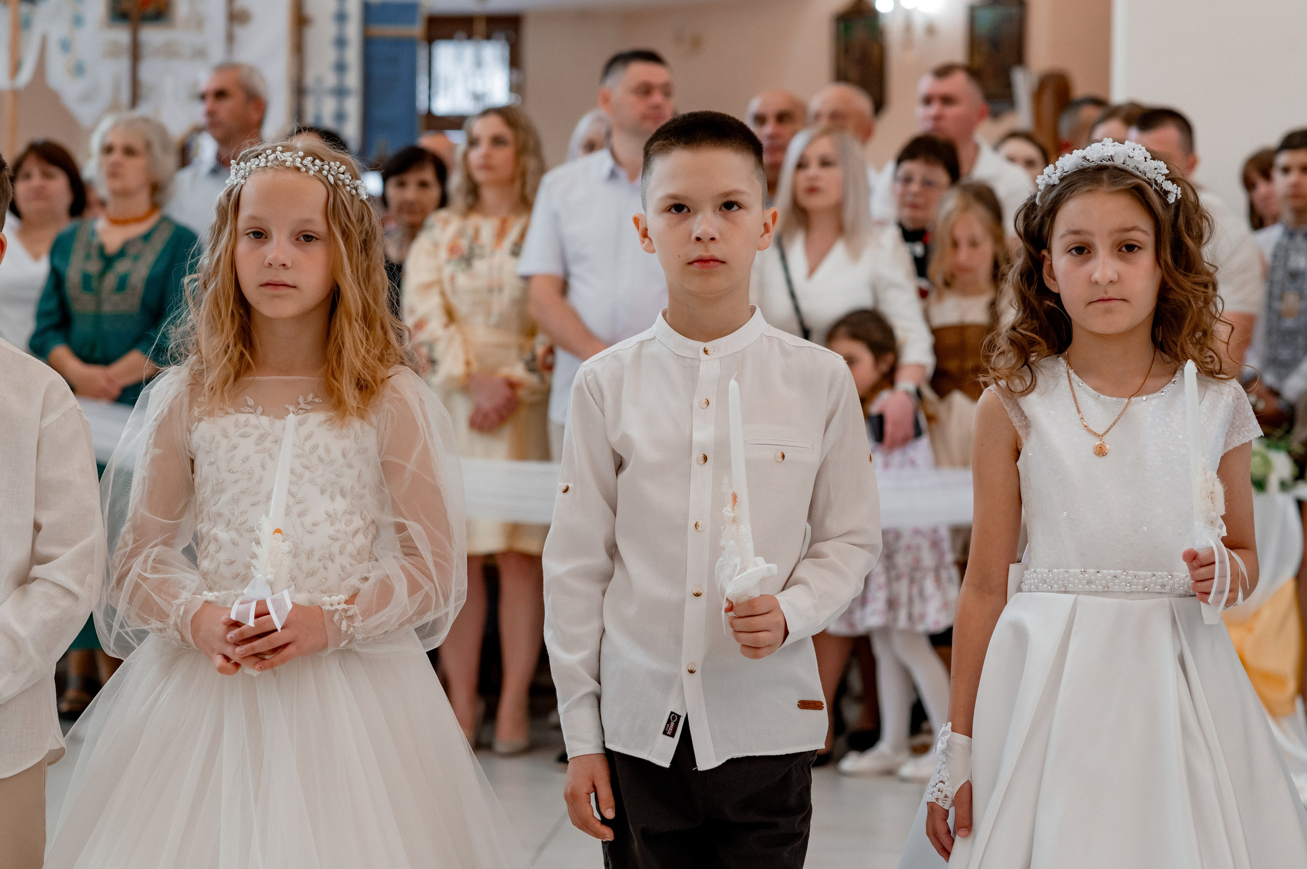 Фотосесія Першого Причастя Тернопіль, зйомка Причастя Тернопіль, Таїнство Першого Причастя Тернопіль, Катедра Причастя Тернопіль. Сімейний, дитячий та індивідуальний фотограф в м. Тернопіль, м. Львів