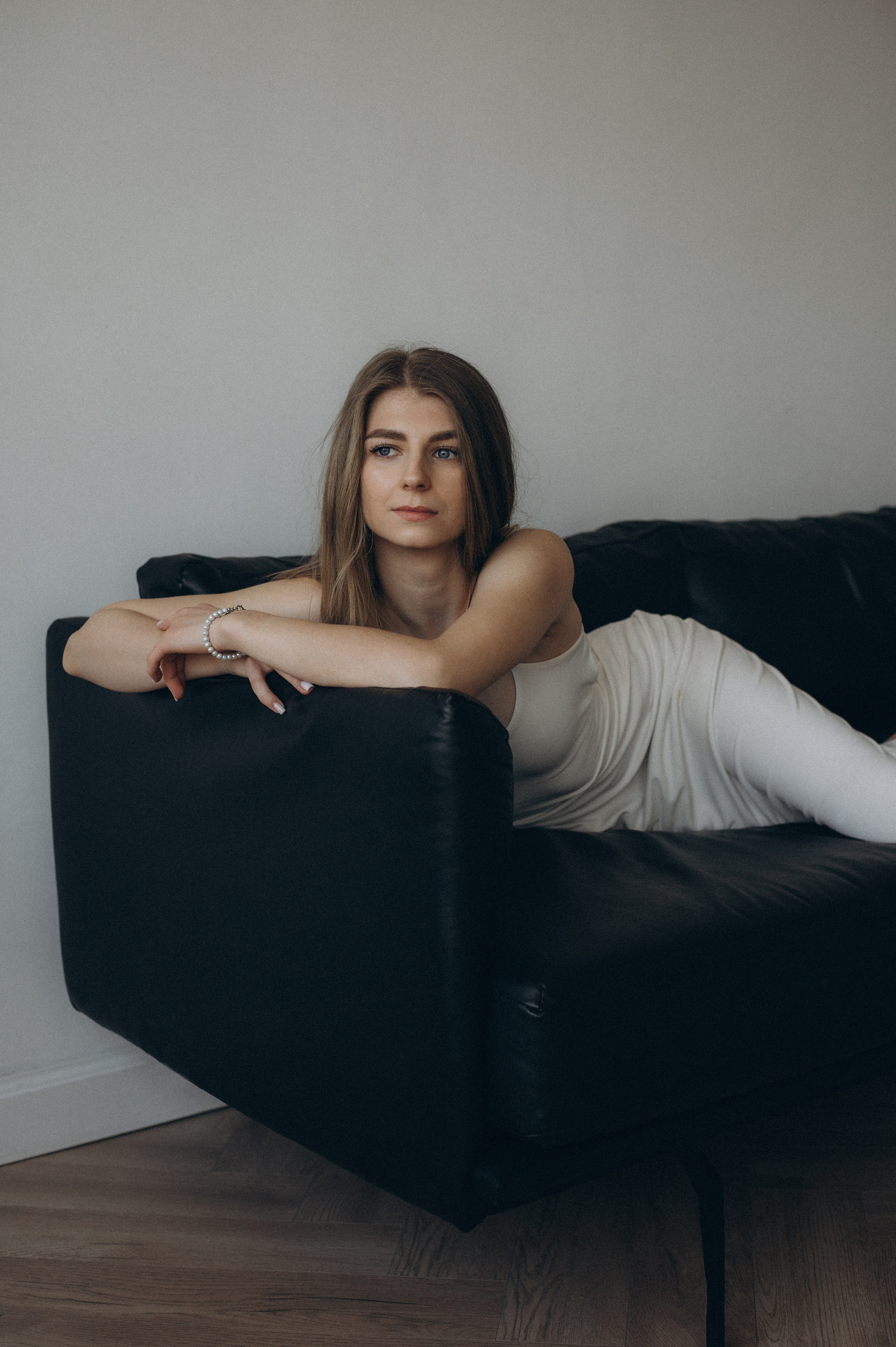 Портретна фотосесія, портретний фотограф Тернопіль Львів, індивідуальна фотосесія, зйомка у студії. Сімейний, дитячий та індивідуальний фотограф в м. Тернопіль, м. Львів