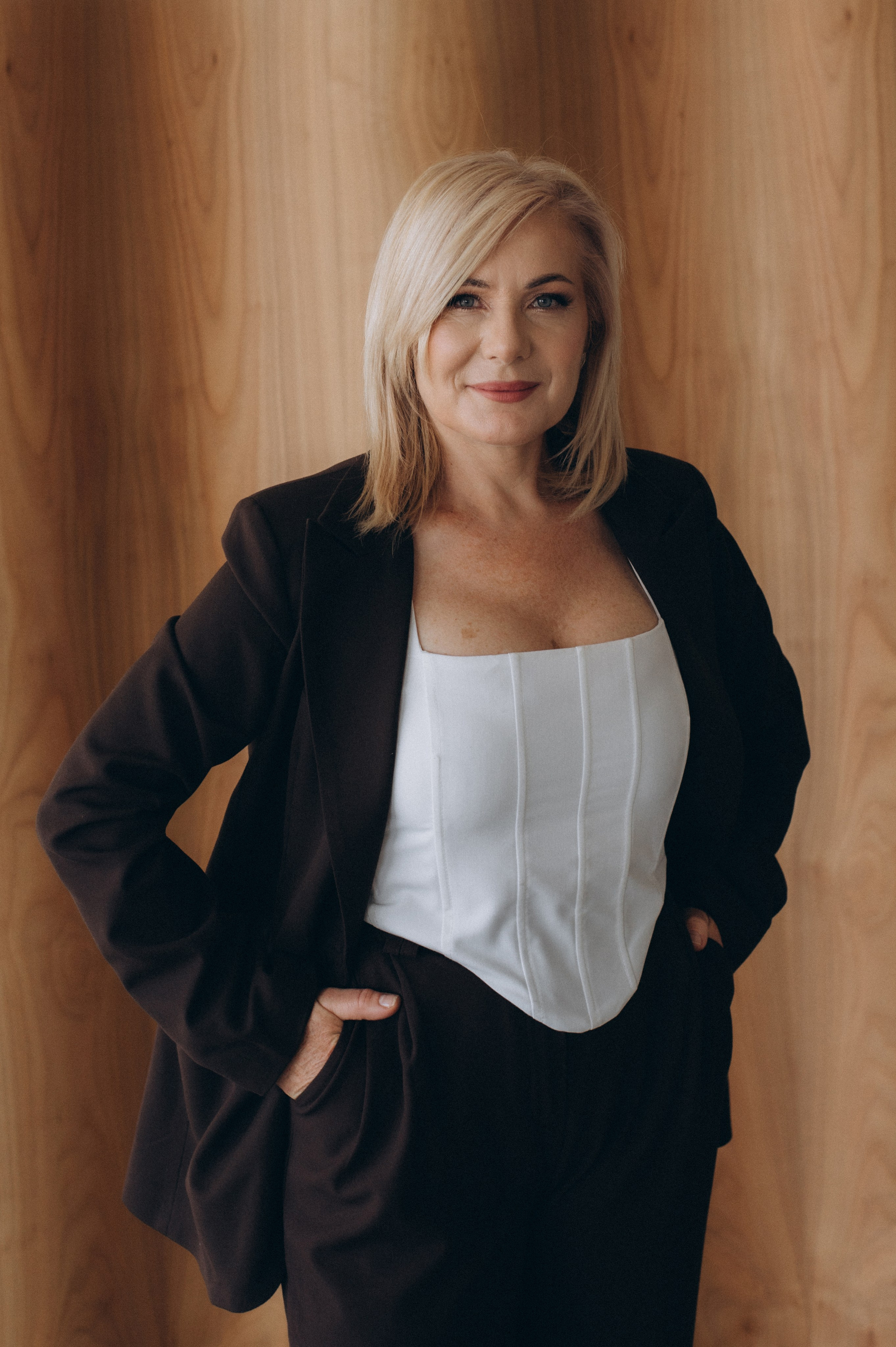 Індивідуальна фотосесія у студії Тернопіль, портретна зйомка Тернопіль, портретний фотограф Львів Тернопіль. Сімейний, дитячий та індивідуальний фотограф в м. Тернопіль, м. Львів