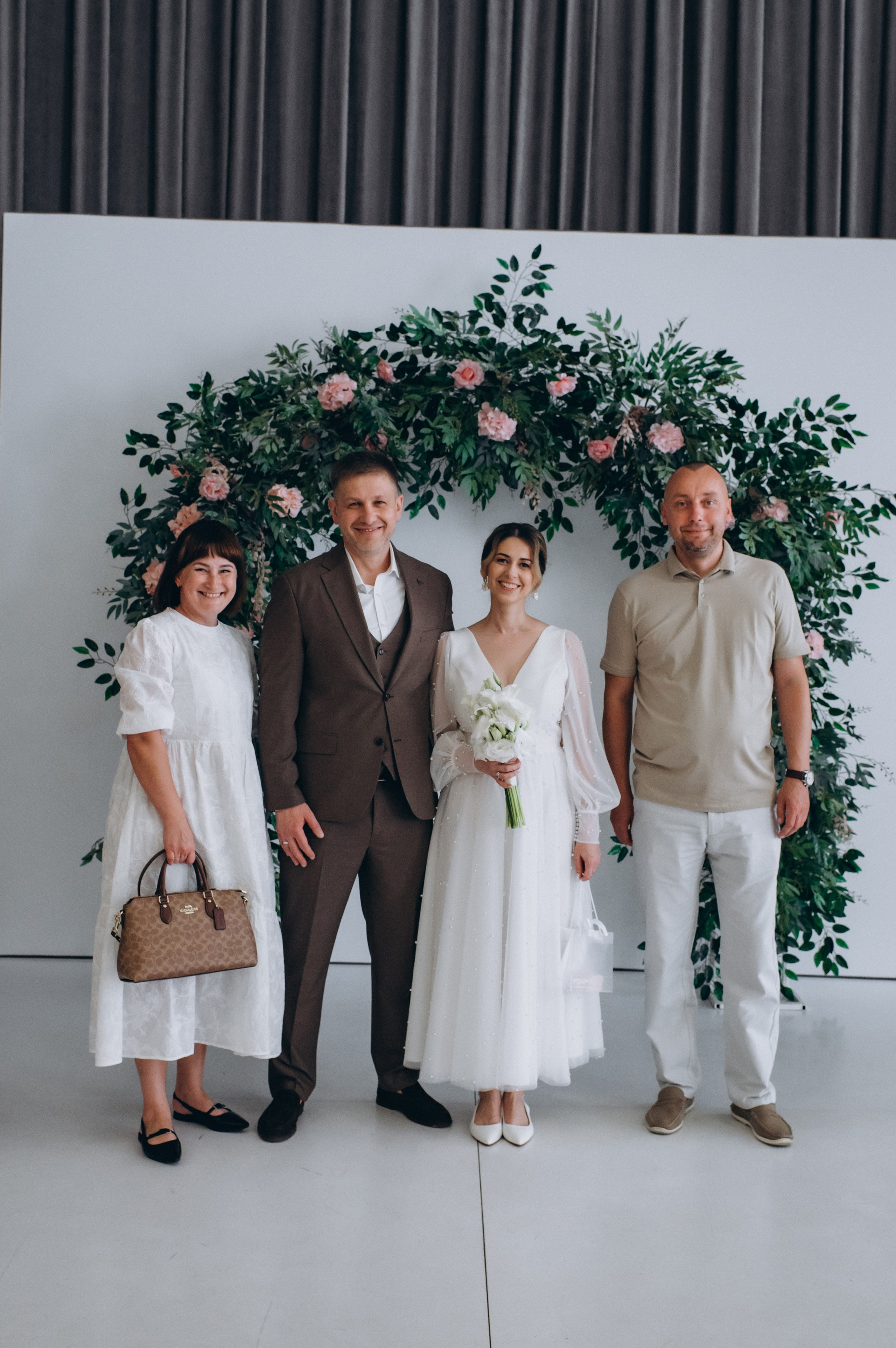 Фотосесія розпису в РАЦС Тернопіль, фотограф на розпис Тернопіль, розпис Березіль, фотосесія весілля Тернопіль. Сімейний, дитячий та індивідуальний фотограф в м. Тернопіль, м. Львів