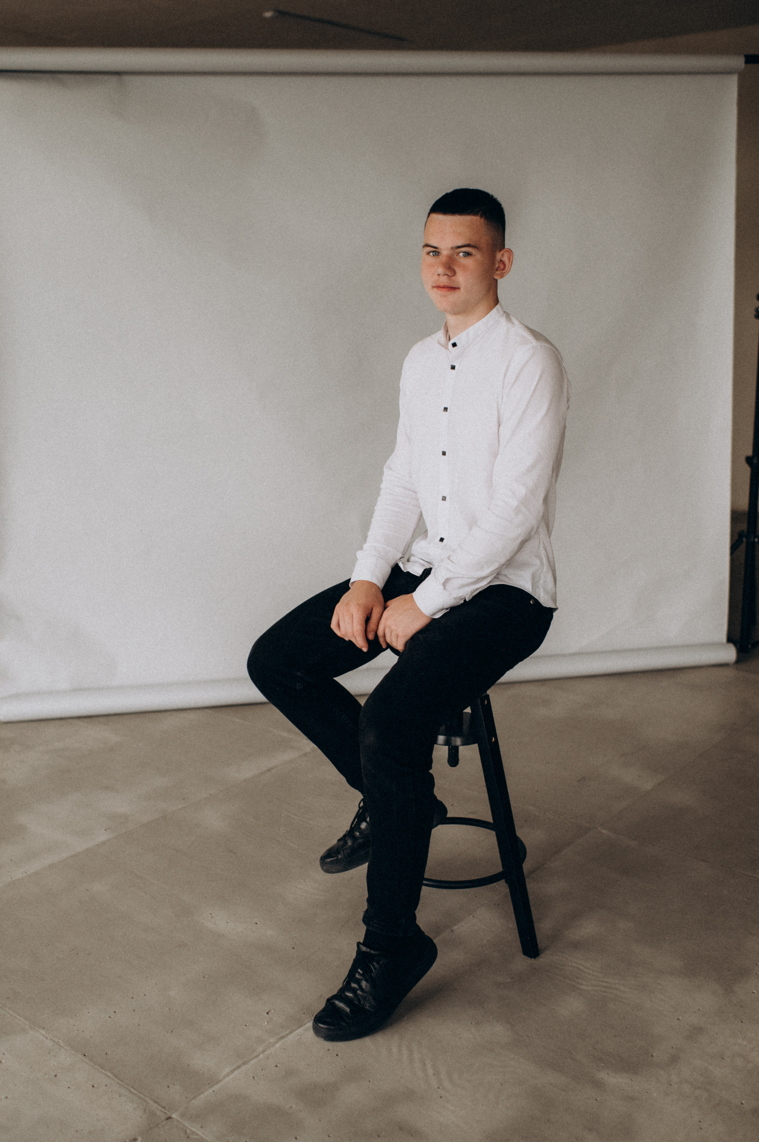 Фотосесія на віньєтки, фотосесія випускників, шкільна фотосесія. Сімейний, дитячий та індивідуальний фотограф в м. Тернопіль, м. Львів