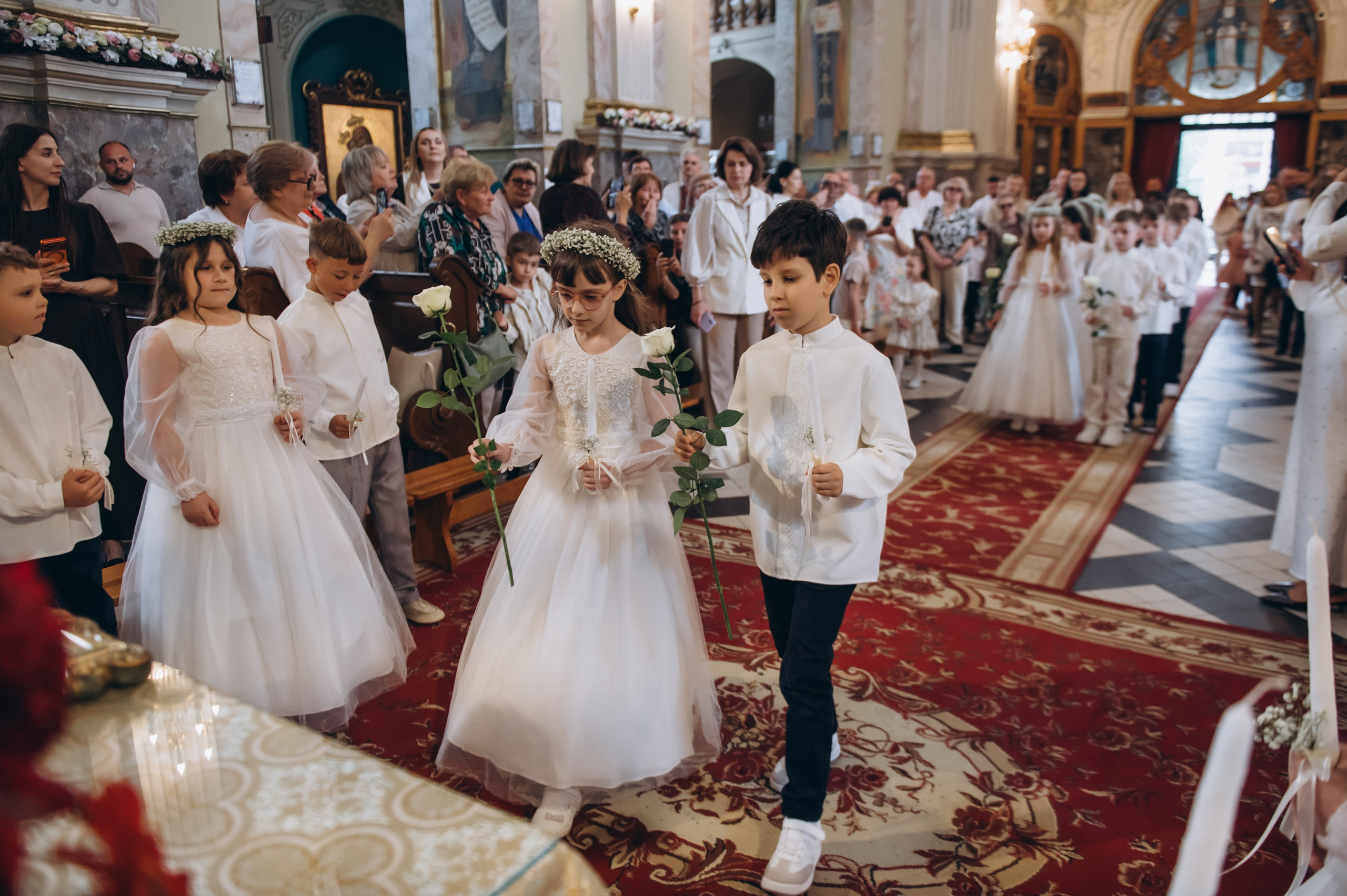 Фотосесія Першого Причастя Тернопіль, фотосесія Причастя Тернопіль, Таїнство Першого Причастя Тернопіль, Катедра Причастя Тернопіль. Сімейний, дитячий та індивідуальний фотограф в м. Тернопіль, м. Львів
