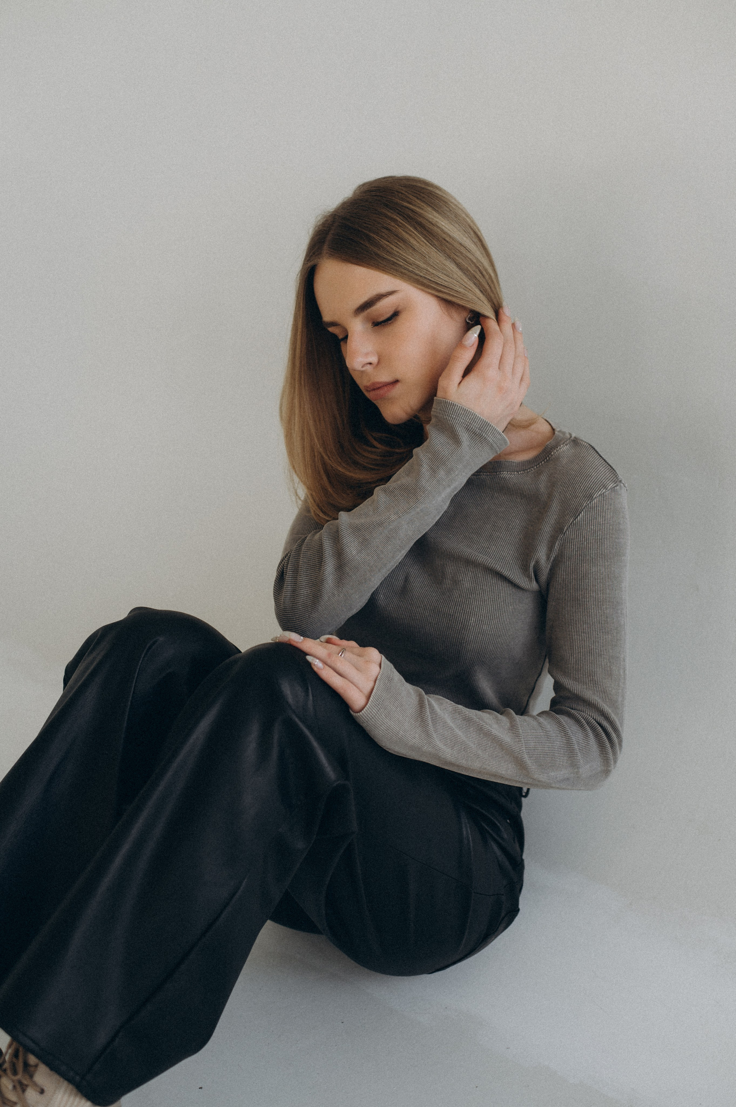 Фотосесія випускників, фотосесія на віньєтки Тернопіль, випускники Тернопіль, випуск 2025. Сімейний, дитячий та індивідуальний фотограф в м. Тернопіль, м. Львів