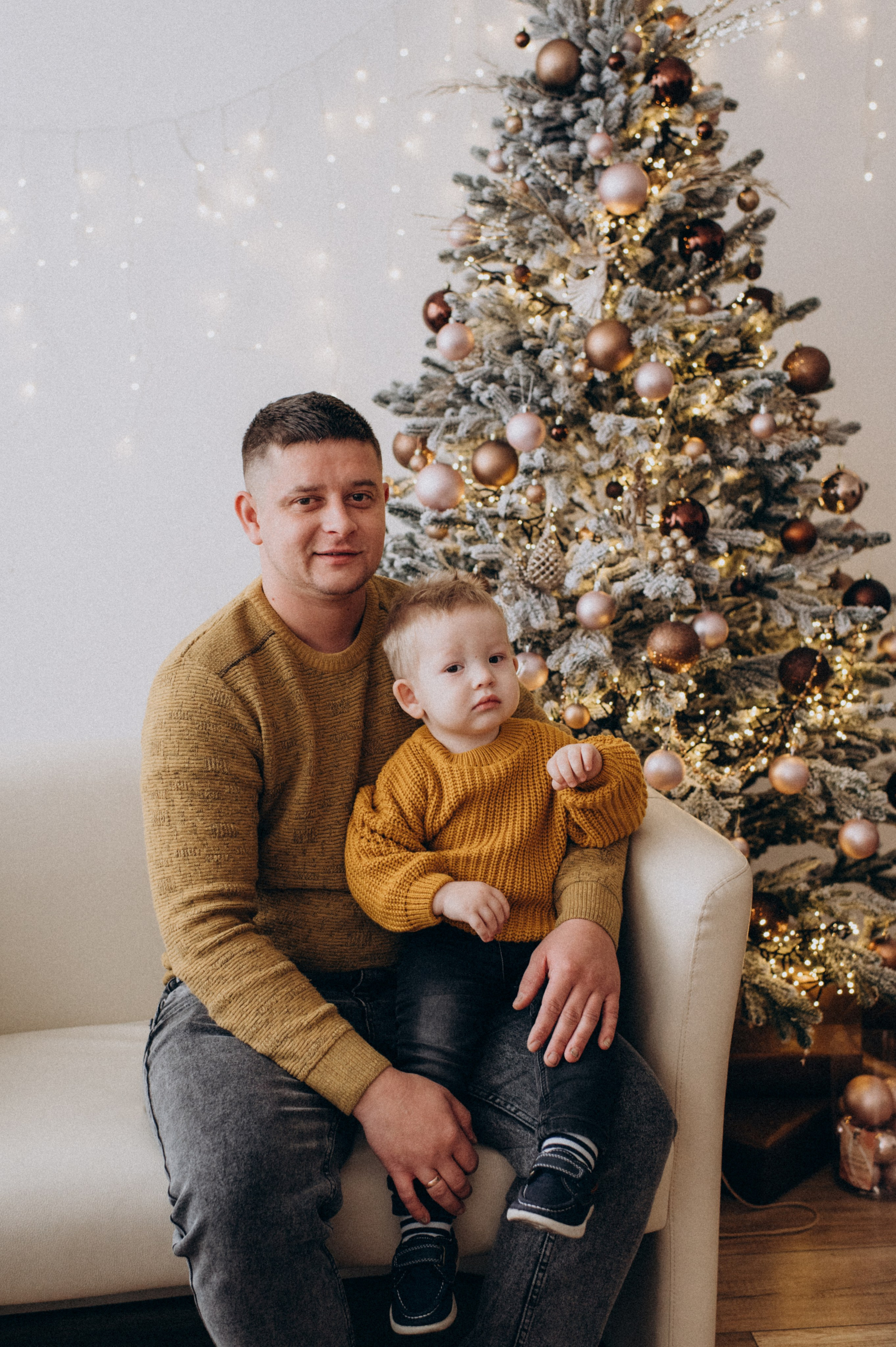 Новорічна фотосесія у студії Тернополя, фотосесія Львів. Сімейний, дитячий та індивідуальний фотограф в м. Тернопіль, м. Львів