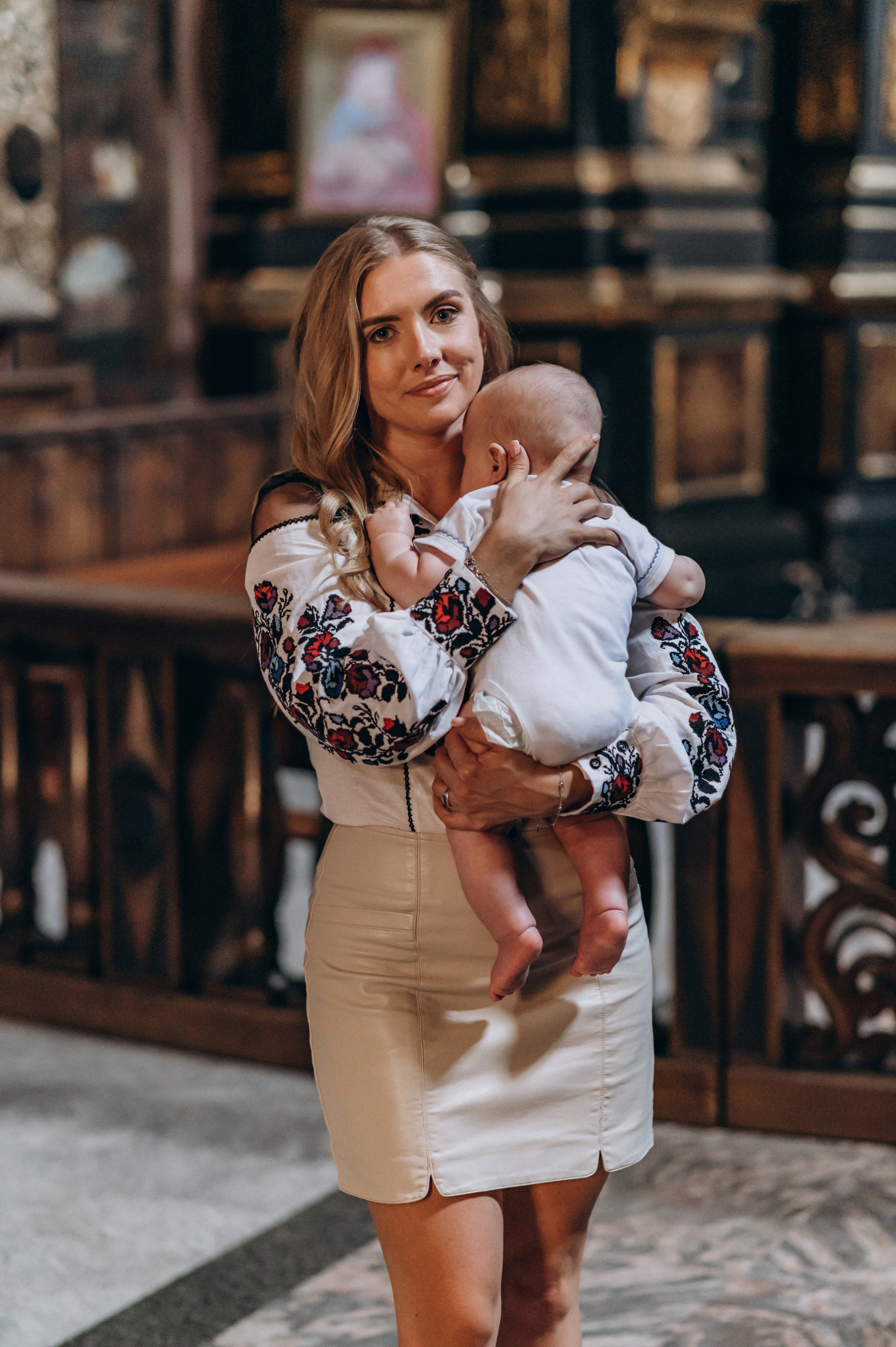 Хрещення Марка, Бернардинський монастир, Львів. Сімейний, дитячий та індивідуальний фотограф в м. Тернопіль, м. Львів