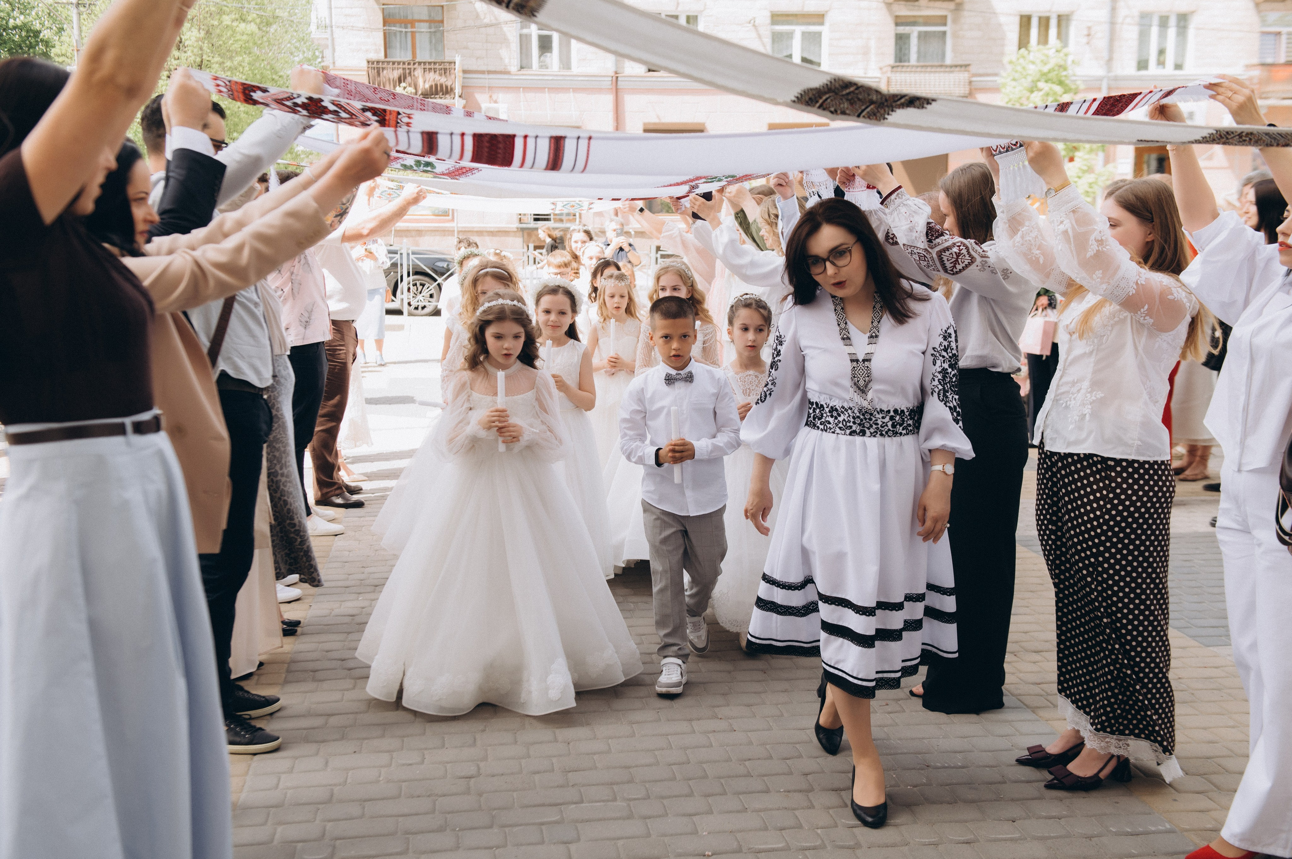 Фотосесія Першого Причастя Тернопіль, фотосесія Причастя Тернопіль, Таїнство Першого Причастя Тернопіль, Катедра Причастя Тернопіль. Сімейний, дитячий та індивідуальний фотограф в м. Тернопіль, м. Львів