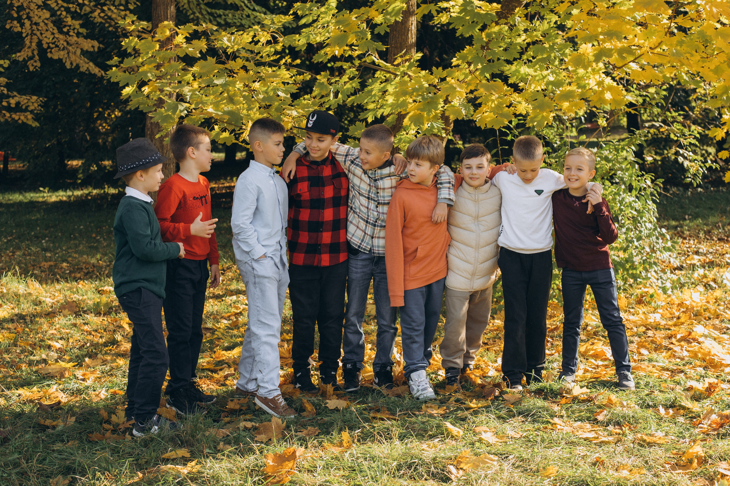 Фотосесія випускників Тернопіль, зйомка на віньєтки Тернопіль, вінєтки, випускні фотоальбоми Тернопіль. Сімейний, дитячий та індивідуальний фотограф в м. Тернопіль, м. Львів