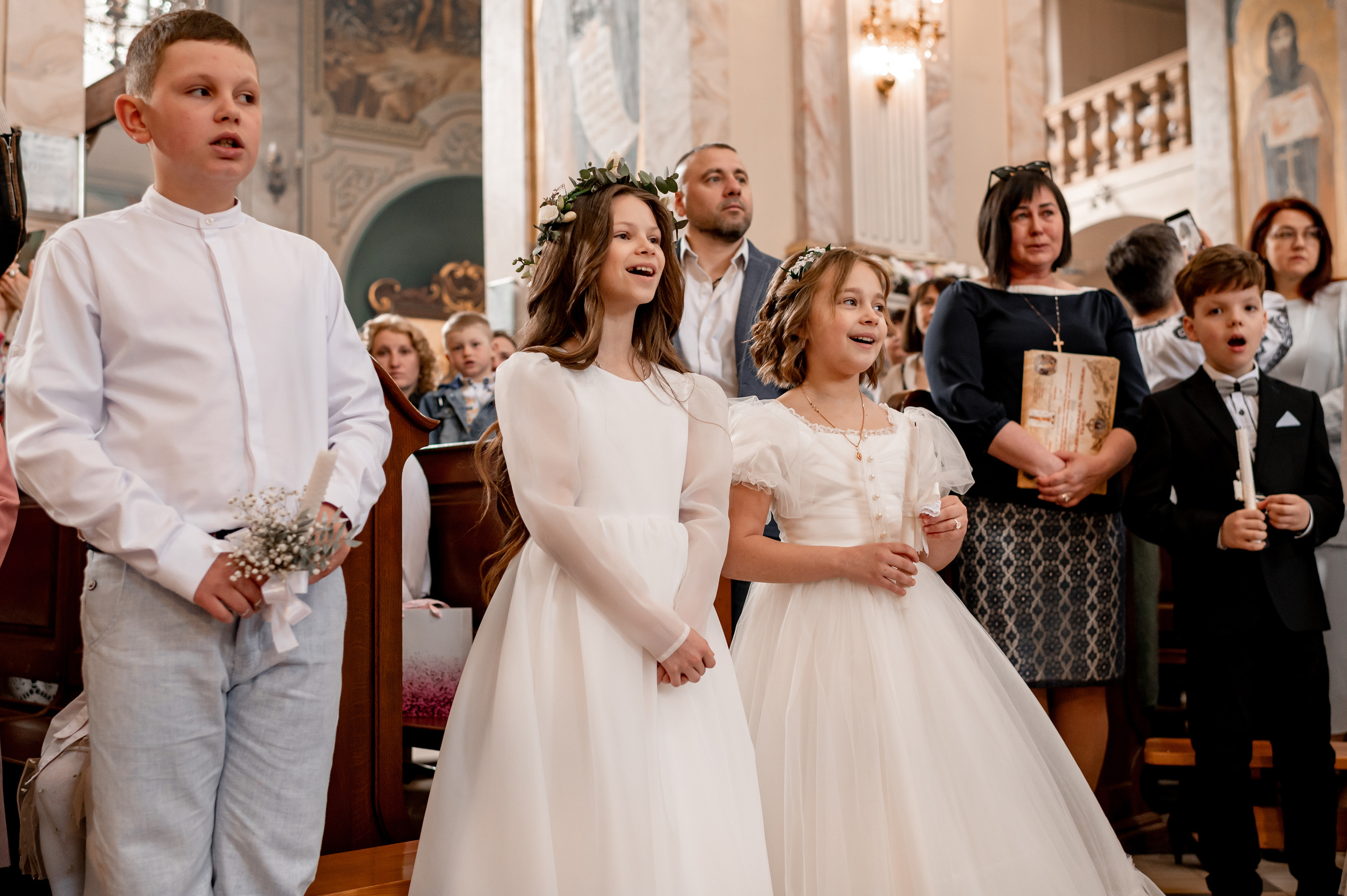 Фотосесія Першого Причастя Тернопіль, зйомка Причастя Тернопіль, Таїнство Першого Причастя Тернопіль, Катедра Причастя Тернопіль. Сімейний, дитячий та індивідуальний фотограф в м. Тернопіль, м. Львів