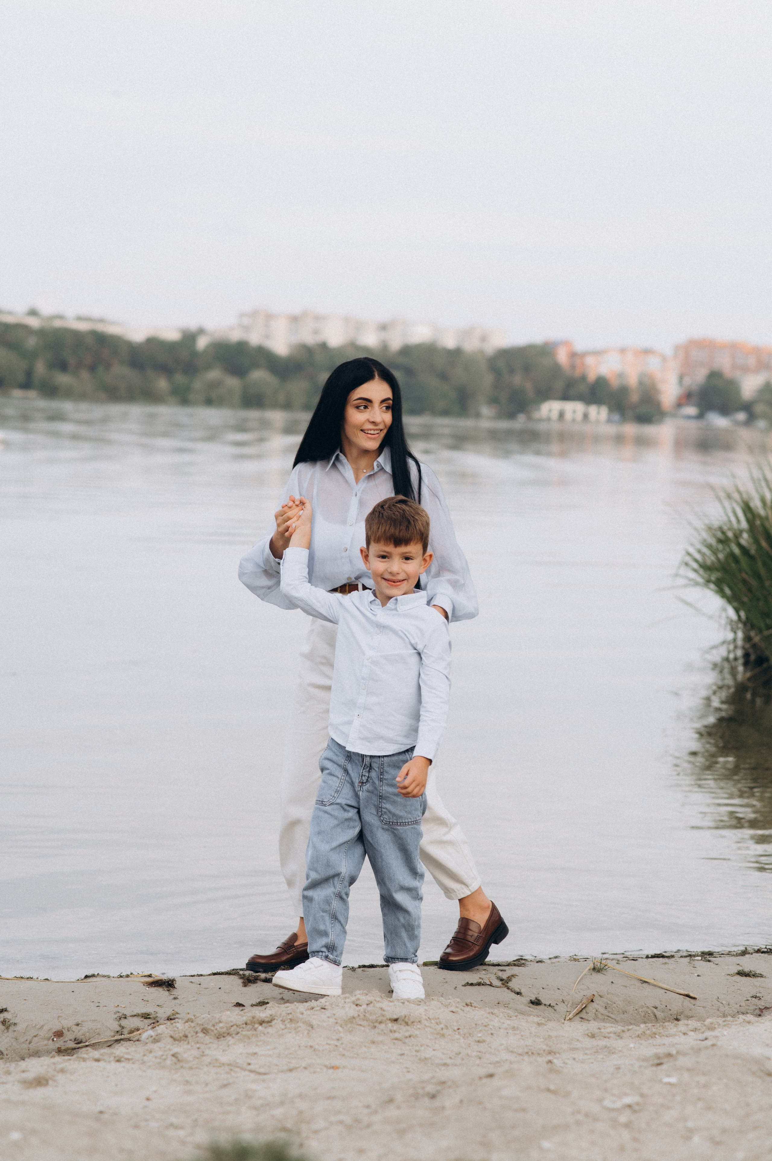 Сімейна фотосесія Тернопіль Львів, сімейний фотограф Тернопіль, зйомка лавсторі. Сімейний, дитячий та індивідуальний фотограф в м. Тернопіль, м. Львів