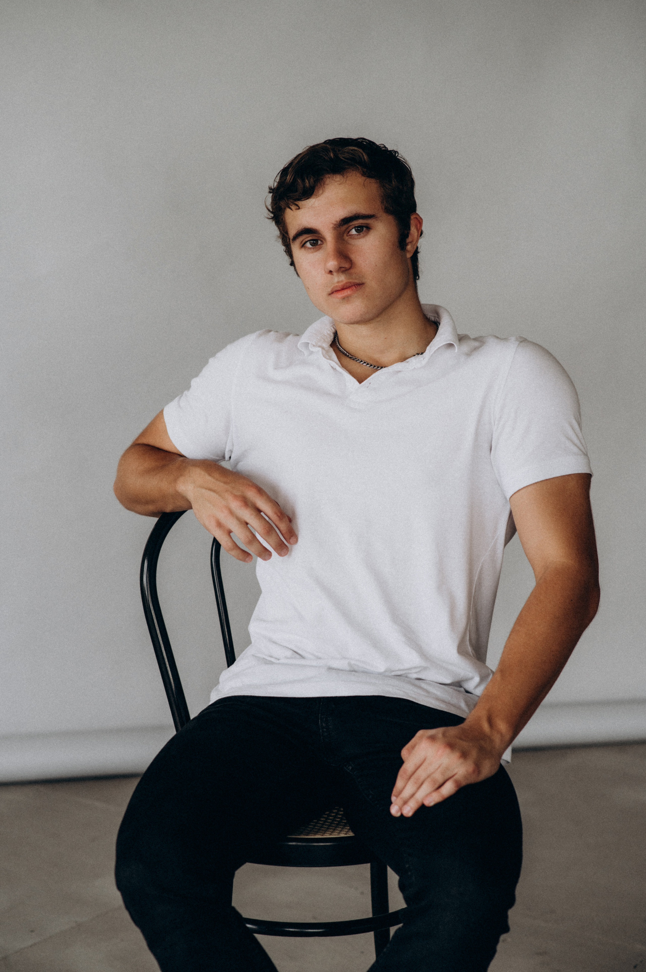 Фотосесія на віньєтки, фотосесія випускників, шкільна фотосесія. Сімейний, дитячий та індивідуальний фотограф в м. Тернопіль, м. Львів