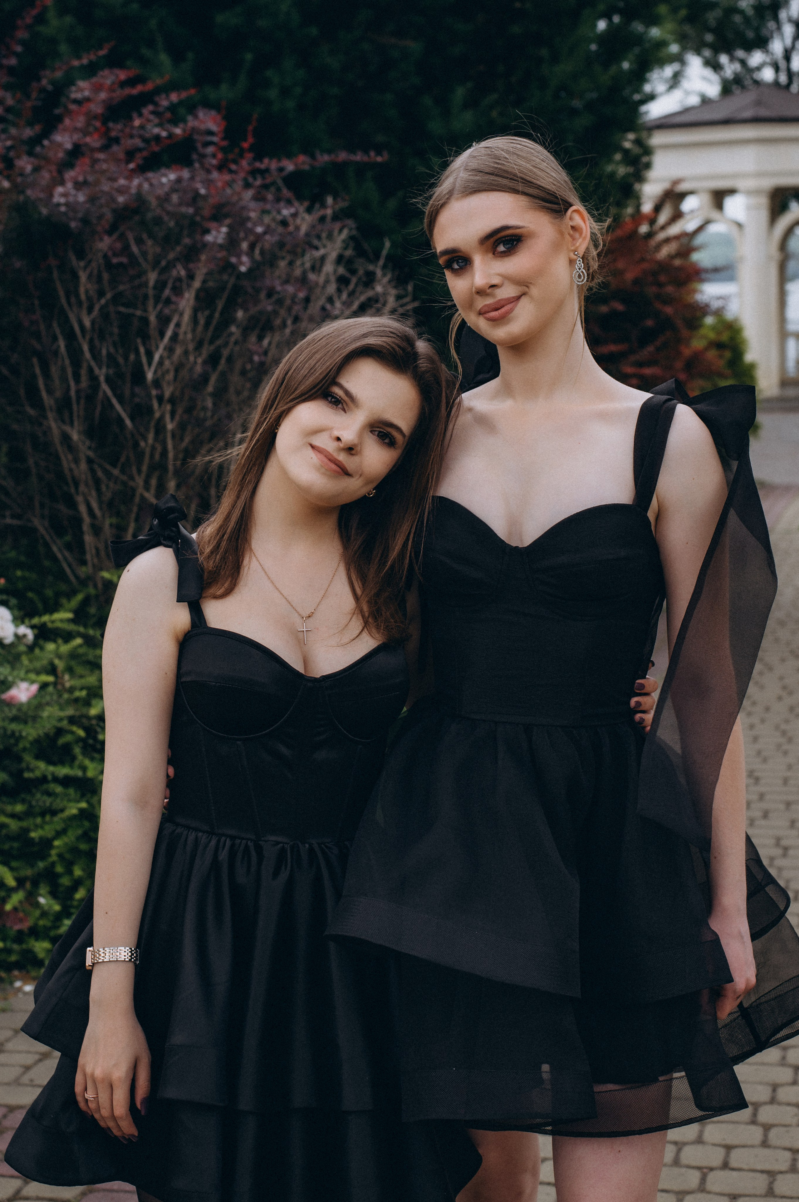 Випускники 2025, фотосесія випускного Тернопіль, фотосесія випускників Тернопіль, зйомка випускного, фотосесія випускного. Сімейний, дитячий та індивідуальний фотограф в м. Тернопіль, м. Львів