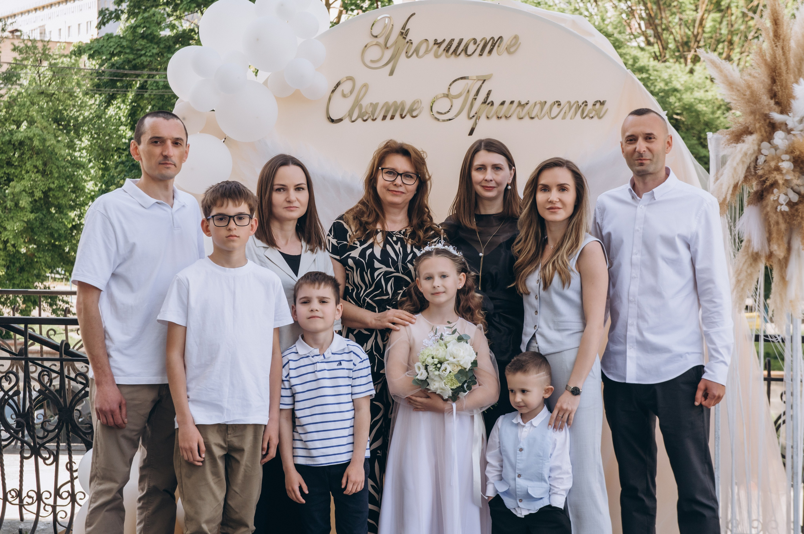 Фотосесія Причастя Тернопіль церква Св Михаїла, фотограф на Причастя Тернопіль, фотосесія Літургії Причастя Тернопіль. Сімейний, дитячий та індивідуальний фотограф в м. Тернопіль, м. Львів