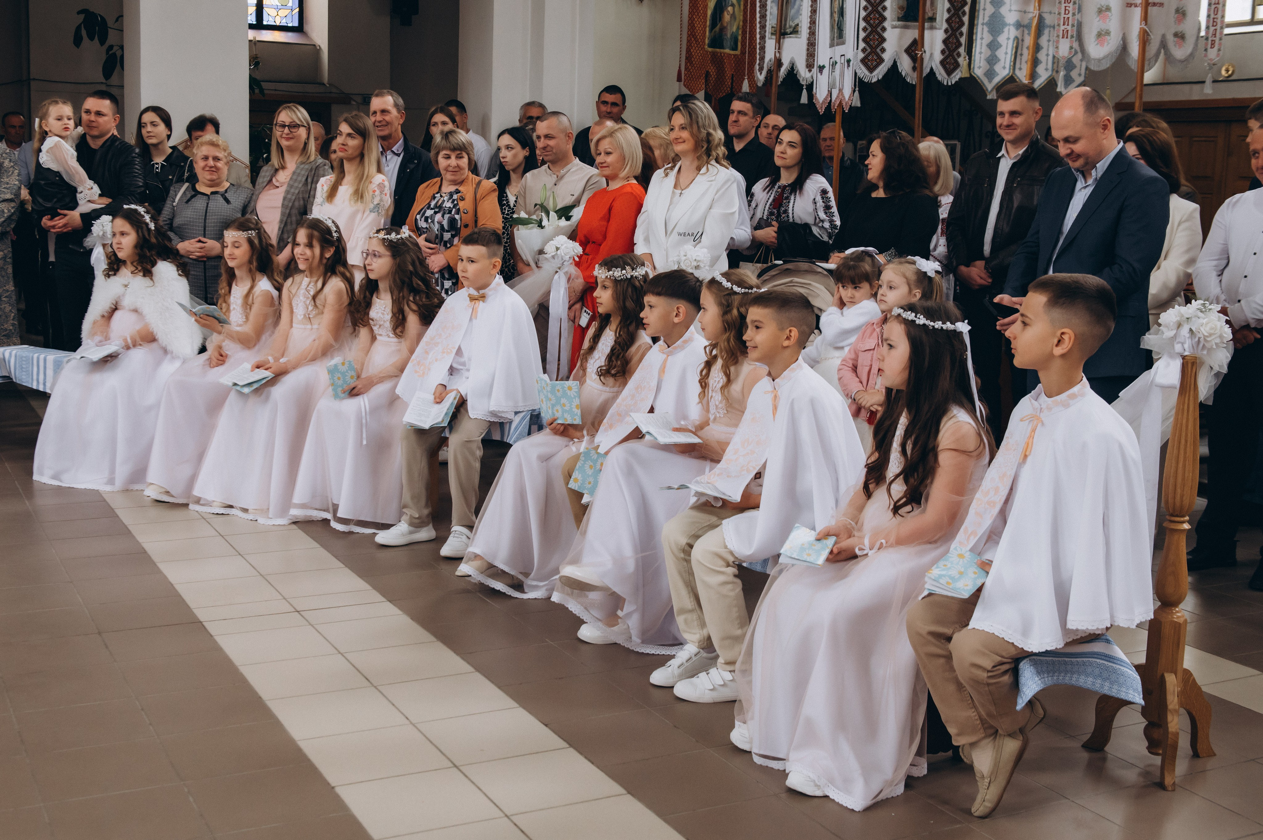 Фотосесія Причастя Тернопіль, зйомка Причастя, фотограф на Причастя Тернопіль, Причастя Львів, Причастя церква Михаїла Тернопіль. Сімейний, дитячий та індивідуальний фотограф в м. Тернопіль, м. Львів