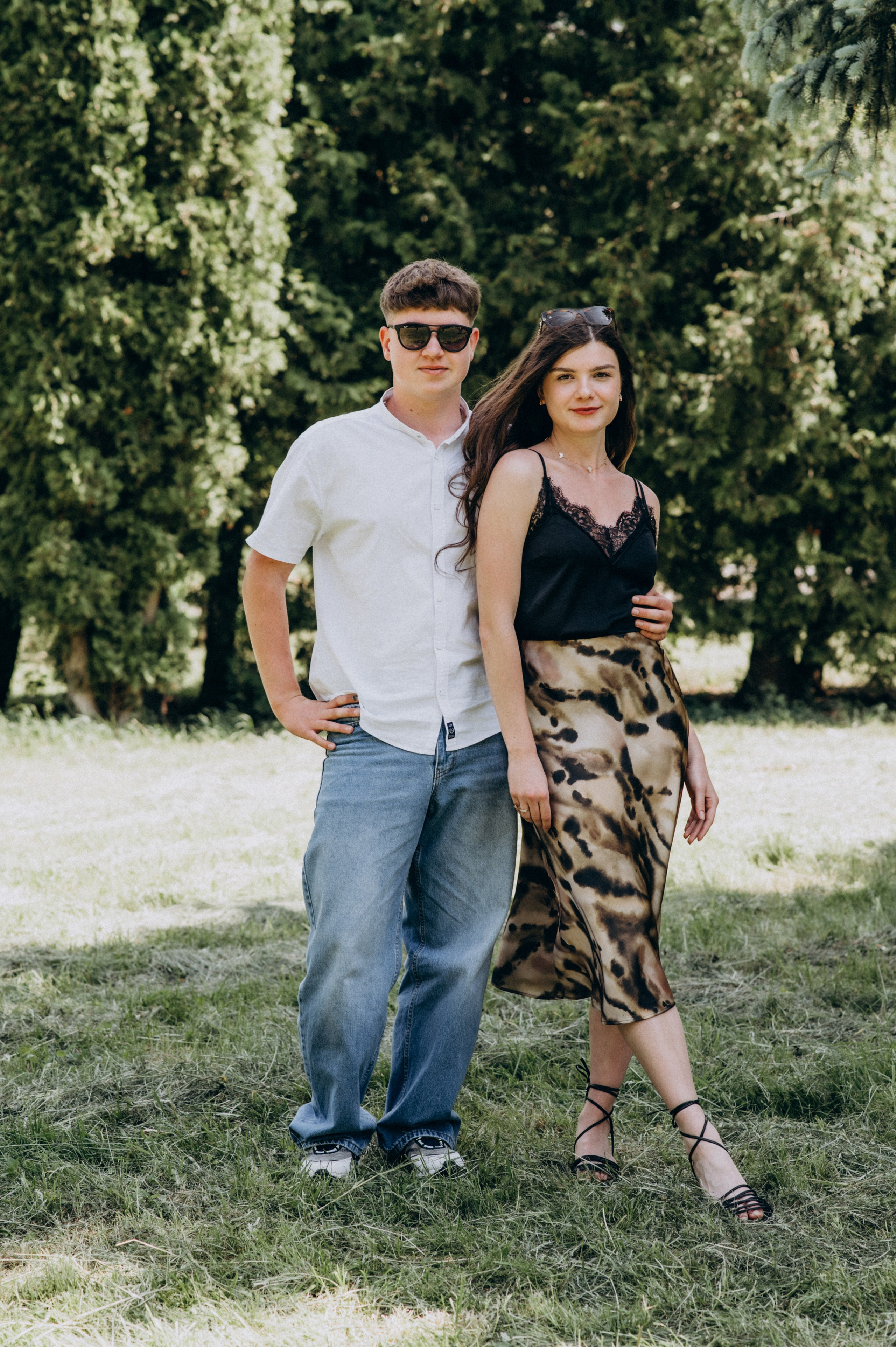 Фотосесія випускників, зйомка випускників Тернопіль Львів, випускні фотоальбоми Тернопіль, шкільні фотоальбоми Тернопіль. Сімейний, дитячий та індивідуальний фотограф в м. Тернопіль, м. Львів