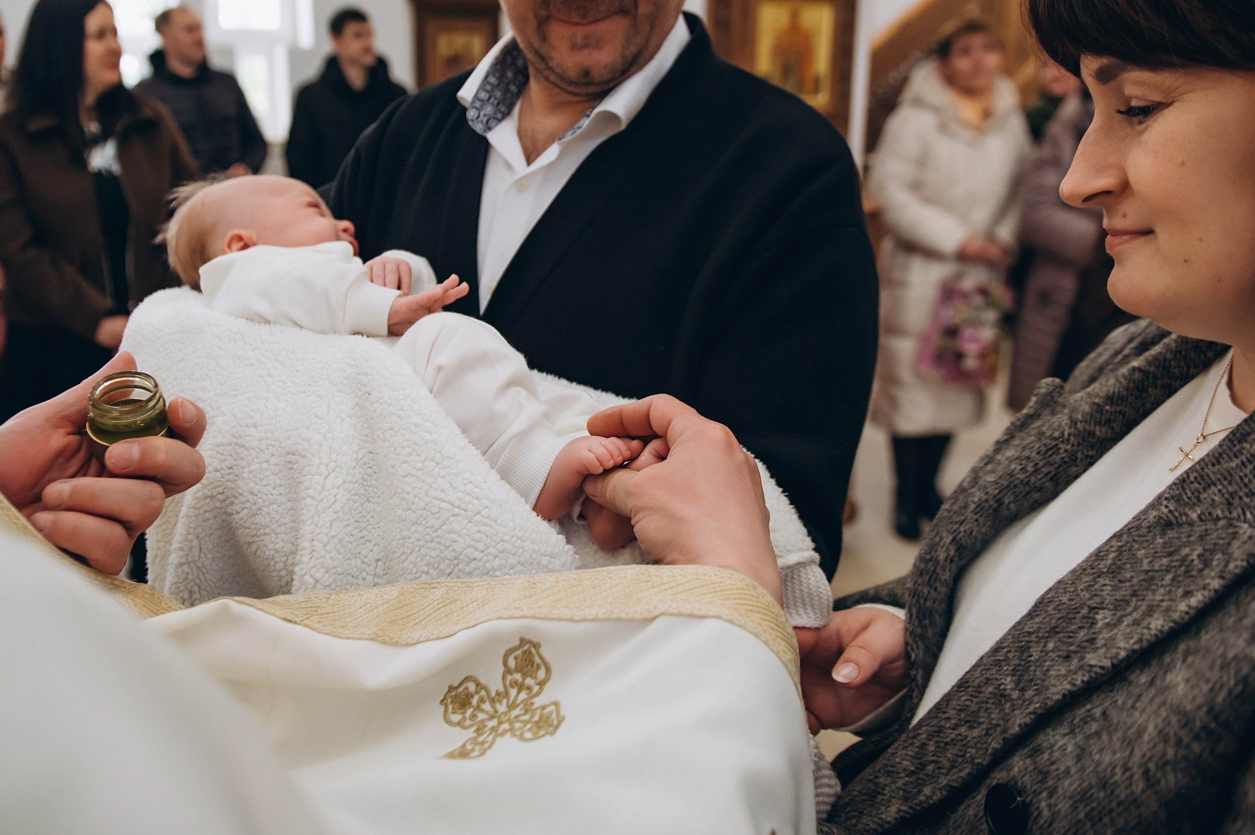 Фотосесія Хрещення Тернопіль, зйомка Хрестин Тернопіль, Храм Різдва Пресвятої Богородиці УГКЦ Тернопіль. Сімейний, дитячий та індивідуальний фотограф в м. Тернопіль, м. Львів