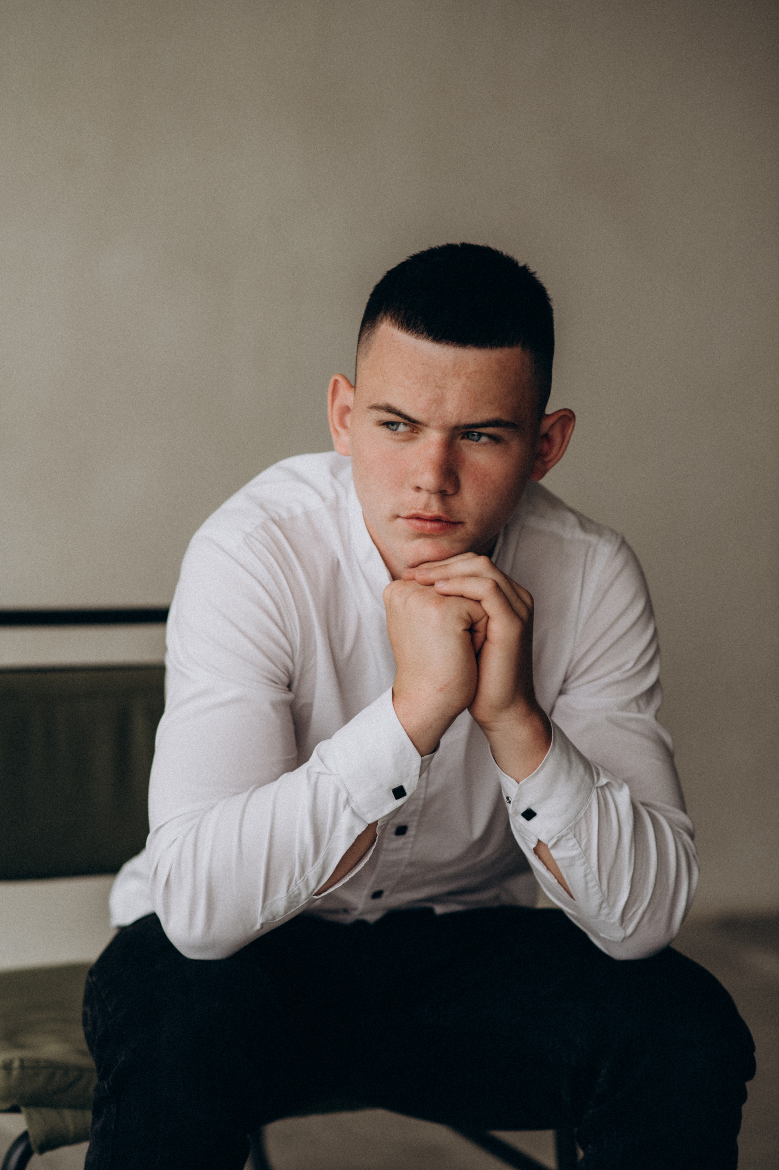 Фотосесія на віньєтки, фотосесія випускників, шкільна фотосесія. Сімейний, дитячий та індивідуальний фотограф в м. Тернопіль, м. Львів