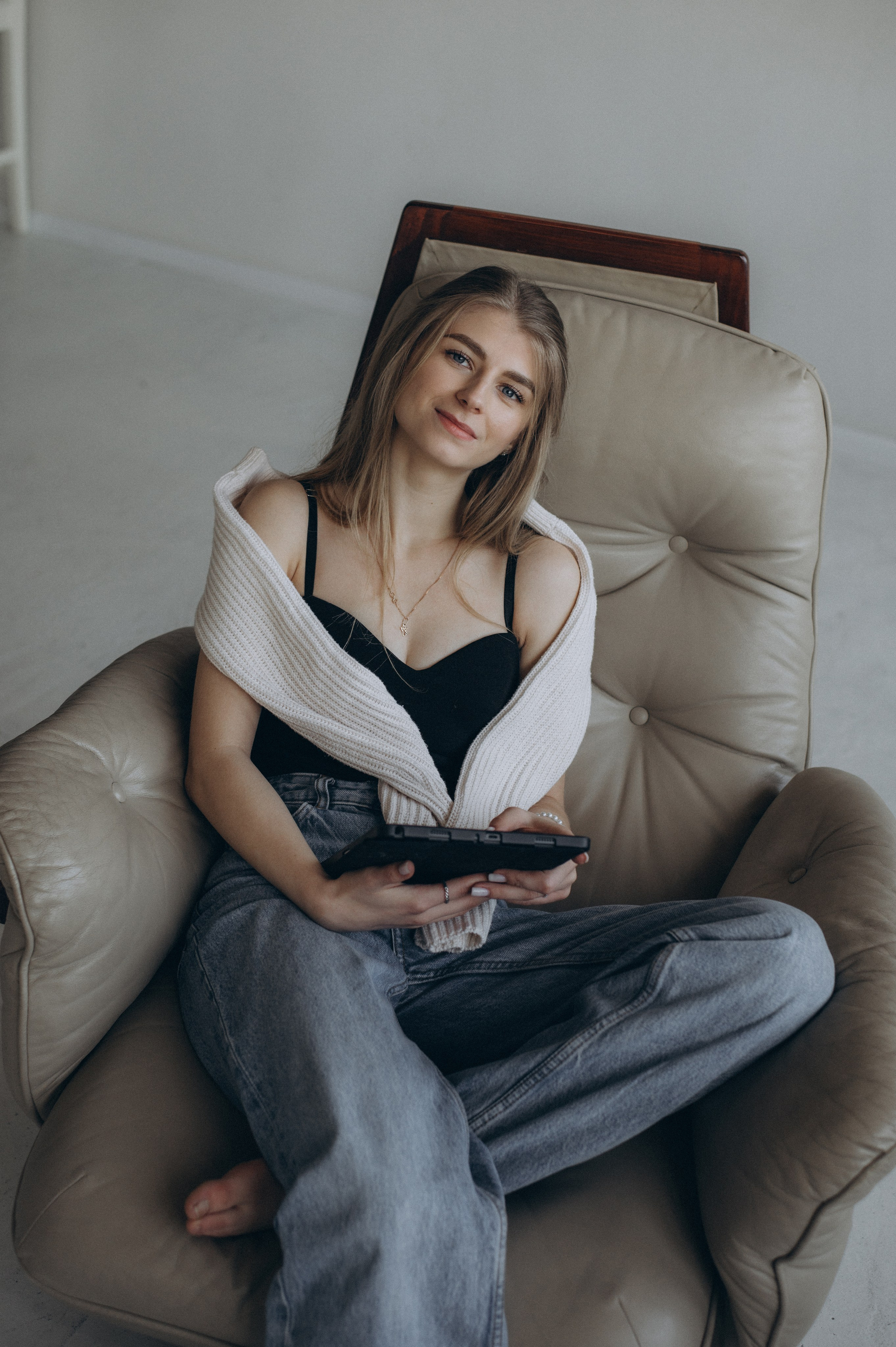 Портретна фотосесія, портретний фотограф Тернопіль Львів, індивідуальна фотосесія, зйомка у студії. Сімейний, дитячий та індивідуальний фотограф в м. Тернопіль, м. Львів