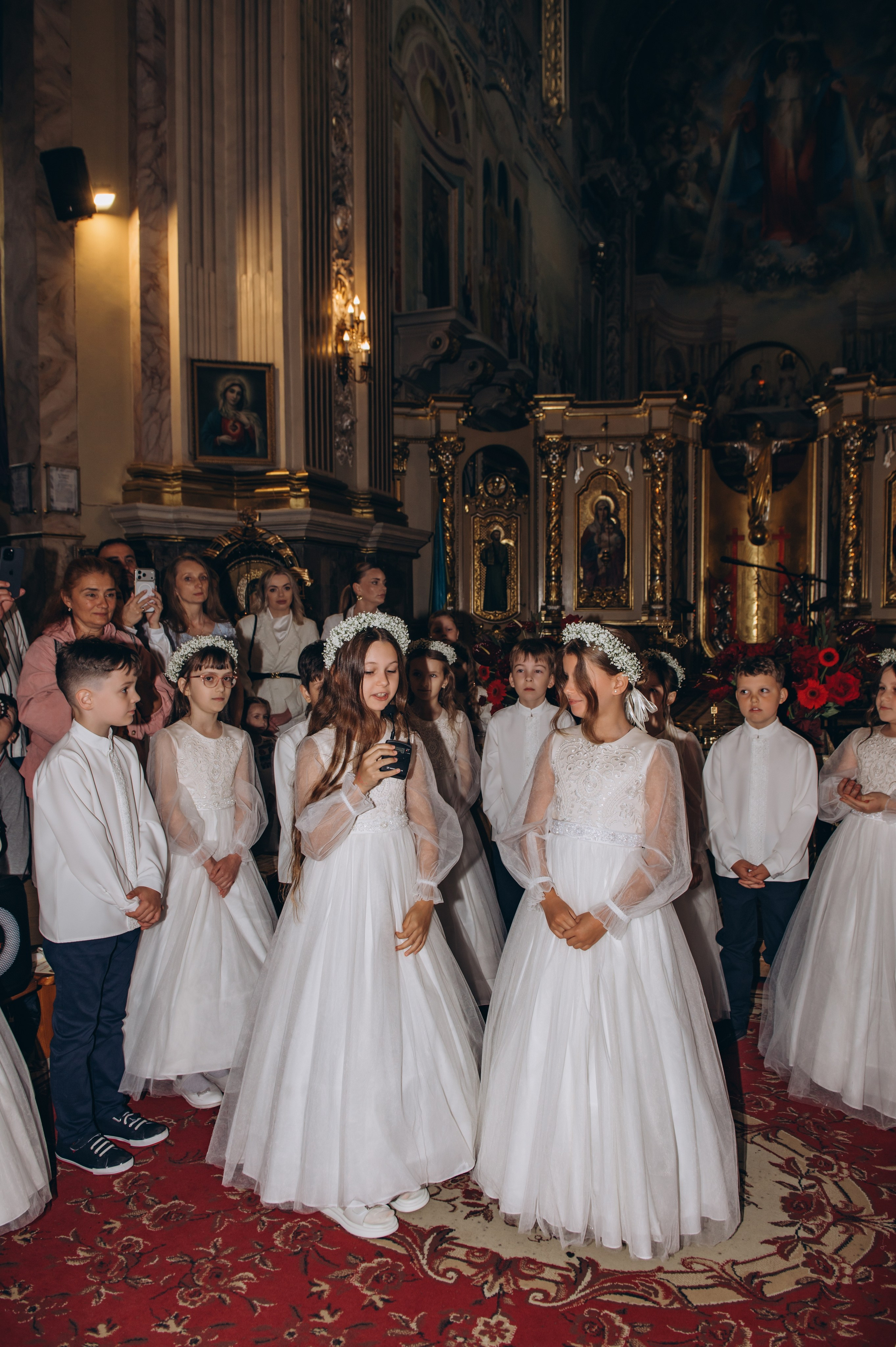 Фотосесія Першого Причастя Тернопіль, фотосесія Причастя Тернопіль, Таїнство Першого Причастя Тернопіль, Катедра Причастя Тернопіль. Сімейний, дитячий та індивідуальний фотограф в м. Тернопіль, м. Львів