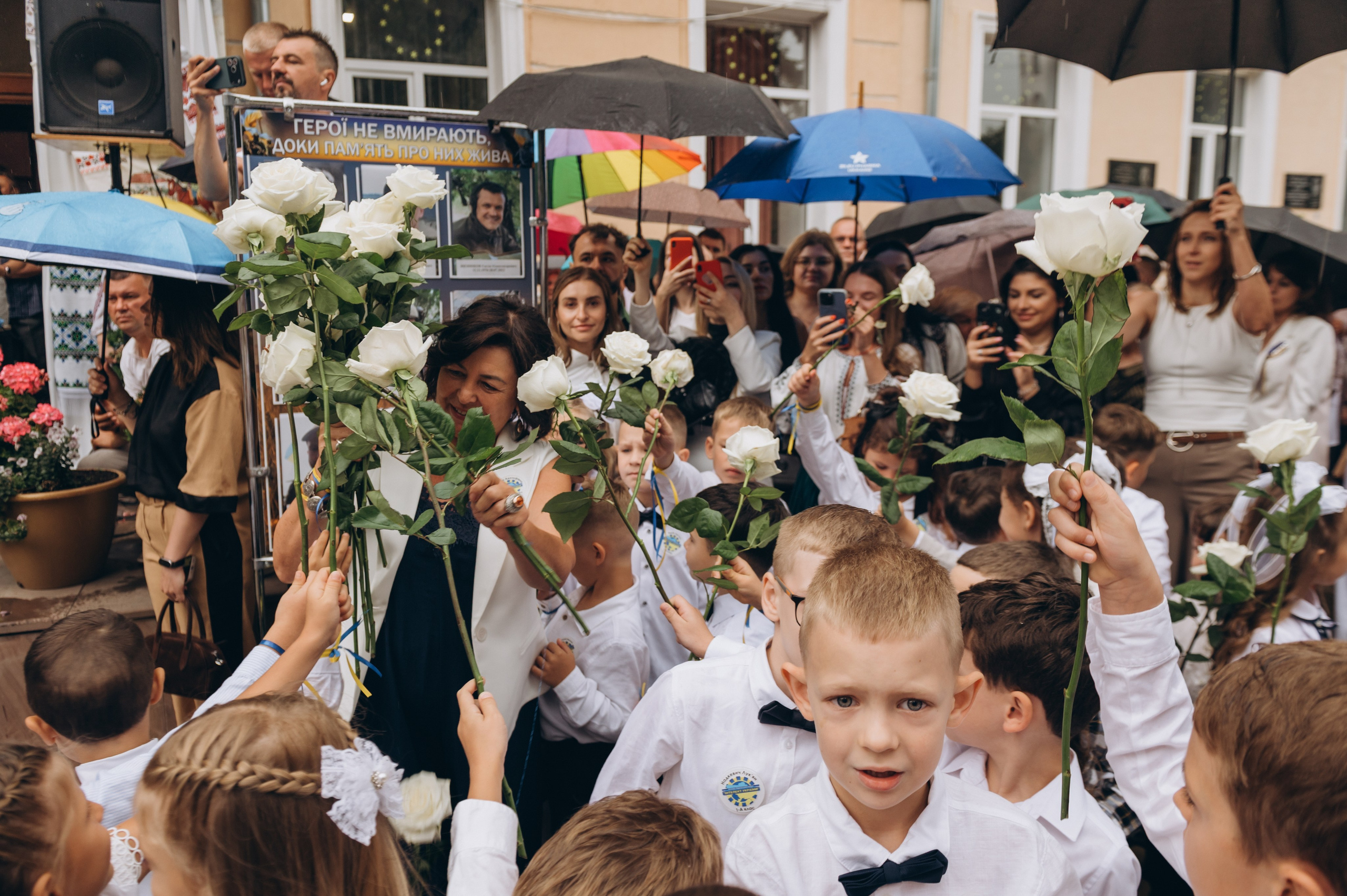 Перший дзвоник у Тернополі, фотосесія першокласників