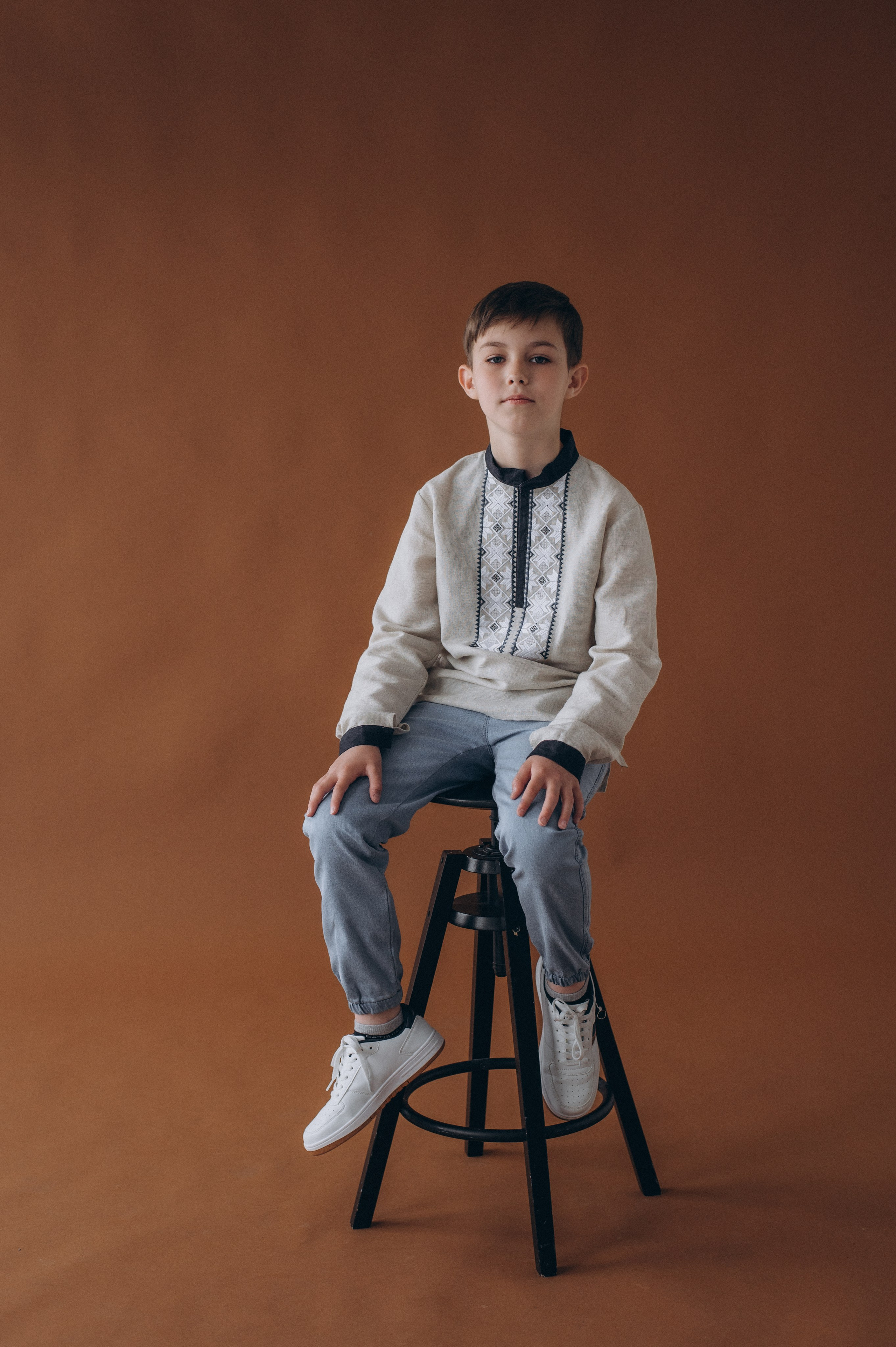 Шкільна фотосесія на віньєтки Тернопіль, фотосесія випускників Тернопіль, зйомка на віньєтки, шкільні фотоальбоми Тернопіль. Сімейний, дитячий та індивідуальний фотограф в м. Тернопіль, м. Львів