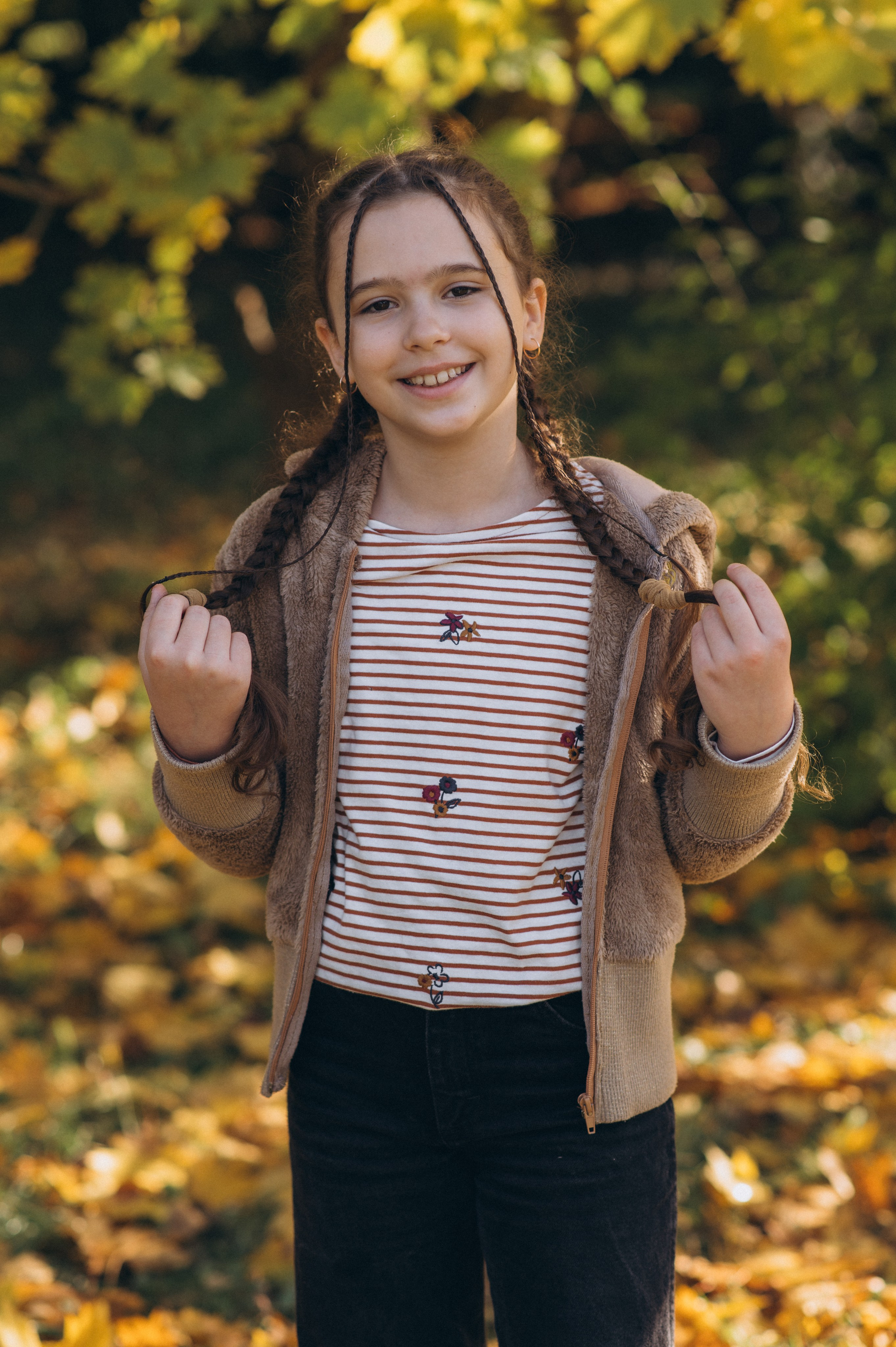 Шкільна фотосесія на віньєтки Тернопіль, шкільні альбоми, фотосесія випускників Тернопіль, випускний альбом, фотограф випускний Тернопіль. Сімейний, дитячий та індивідуальний фотограф в м. Тернопіль, м. Львів