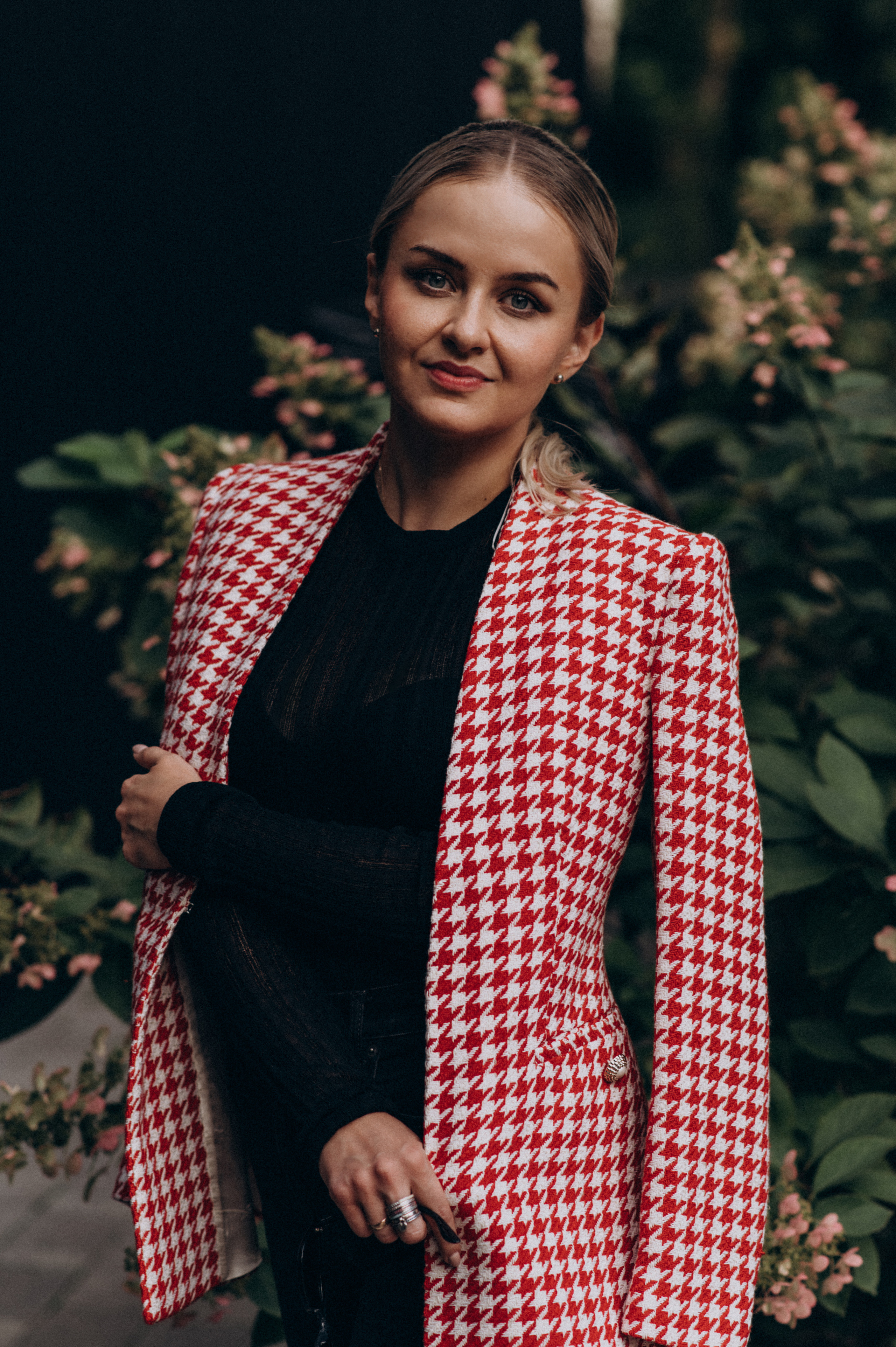 Індивідуальна контент зйомка фотосесія у кавярні кафе. Сімейний, дитячий та індивідуальний фотограф в м. Тернопіль, м. Львів