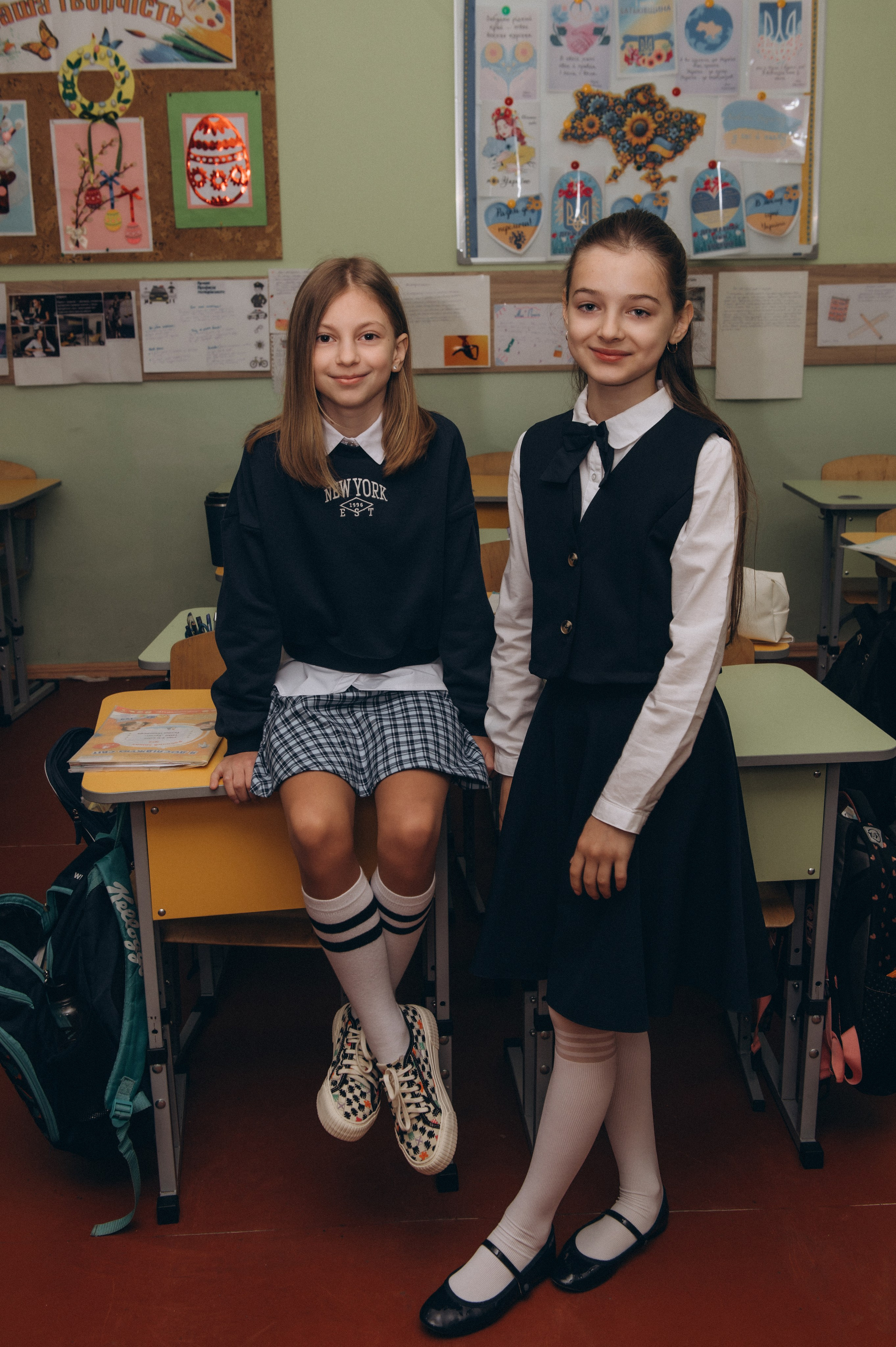 Шкільна фотосесія на віньєтки Тернопіль, фотосесія випускників Тернопіль, зйомка на віньєтки, шкільні фотоальбоми Тернопіль. Сімейний, дитячий та індивідуальний фотограф в м. Тернопіль, м. Львів