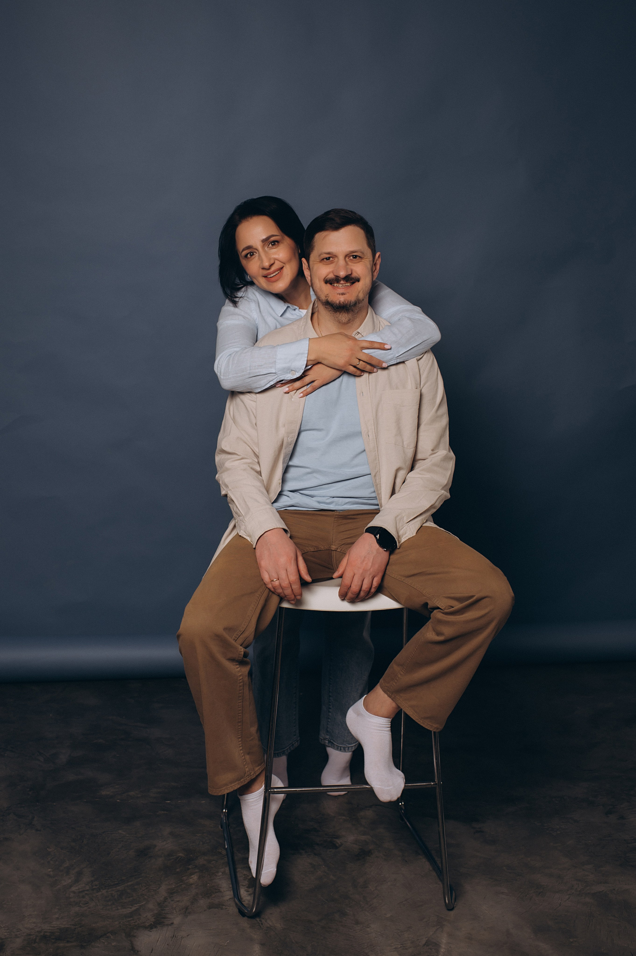 Фотосесія лавсторі Тернопіль, зйомка lovestory Тернопіль, сімейний фотограф Тернопіль, фотосесія пари в студії, сімейна фотосесія Тернопіль. Сімейний, дитячий та індивідуальний фотограф в м. Тернопіль, м. Львів